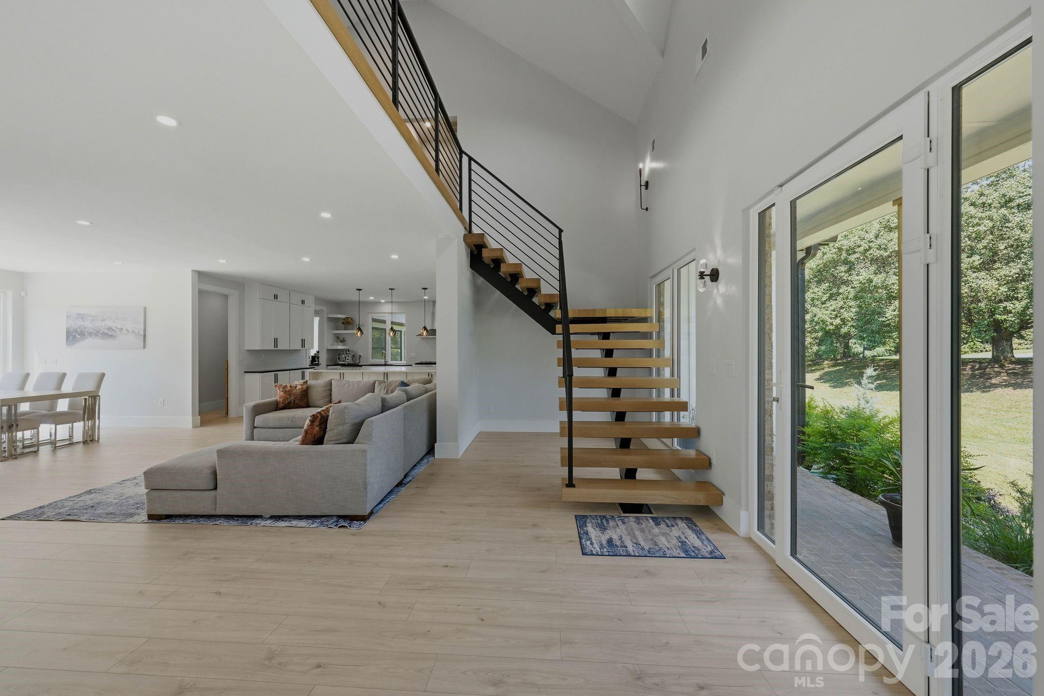 Aero Plantation - Residential