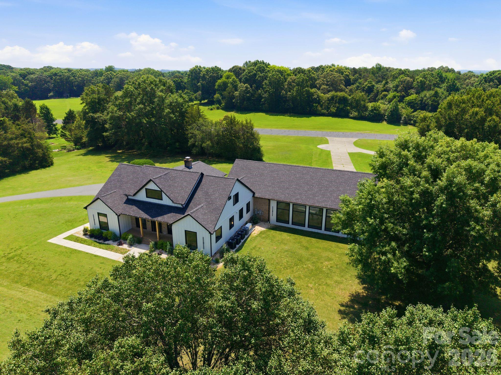 Aero Plantation - Residential