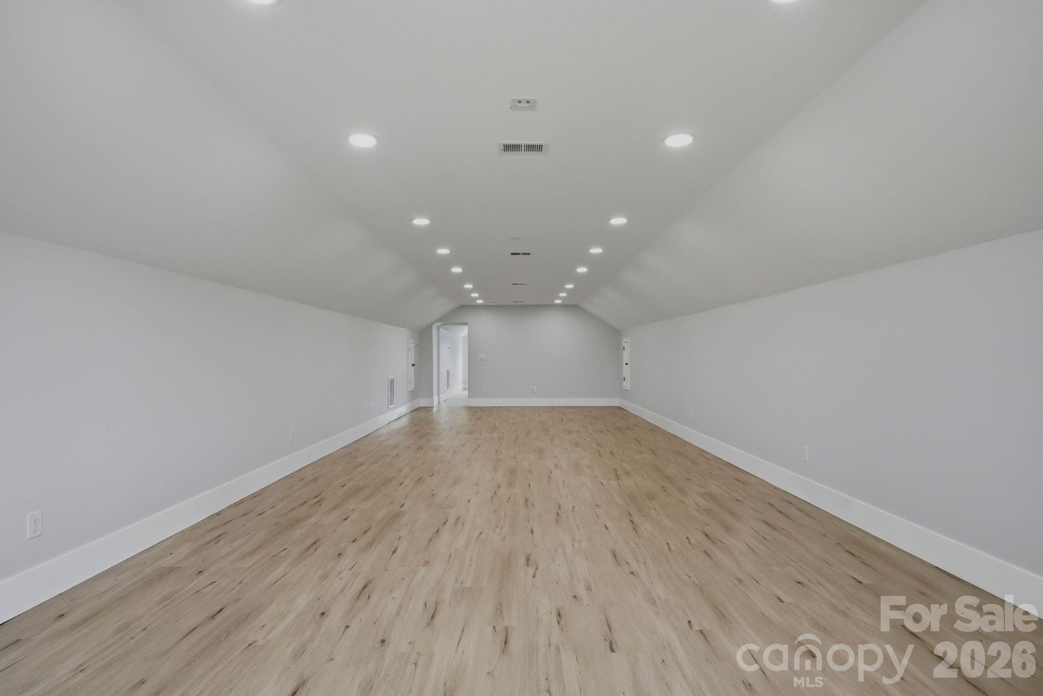 Aero Plantation - Residential