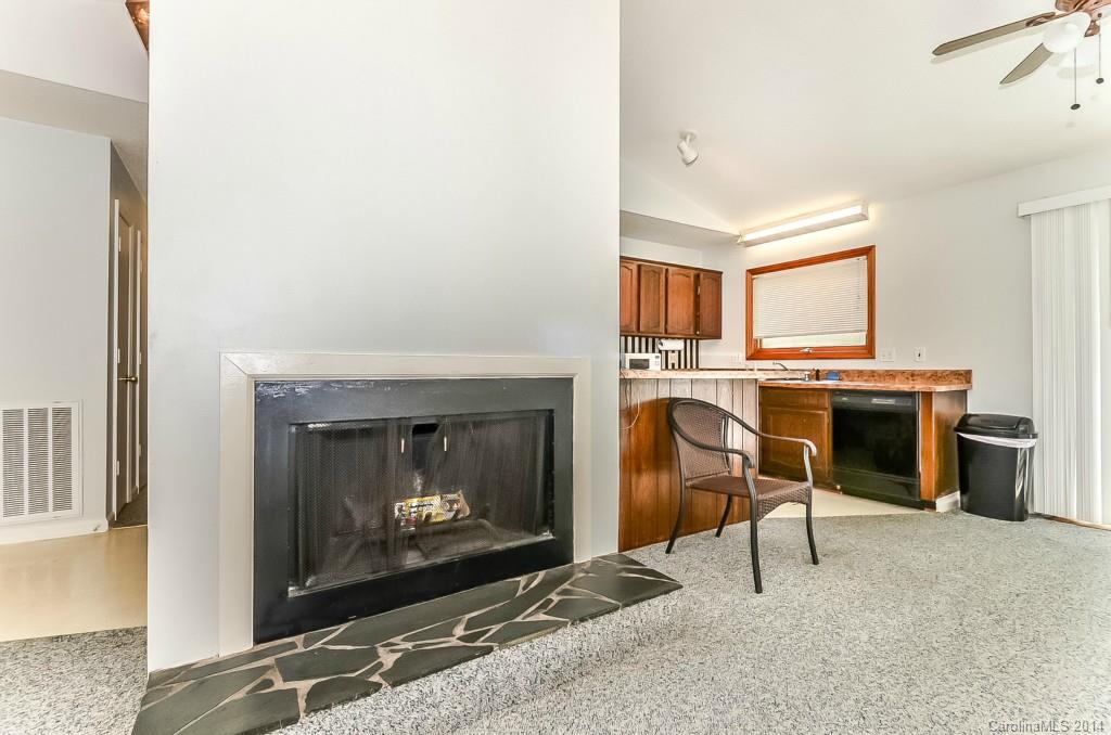 Tega Cay - Residential