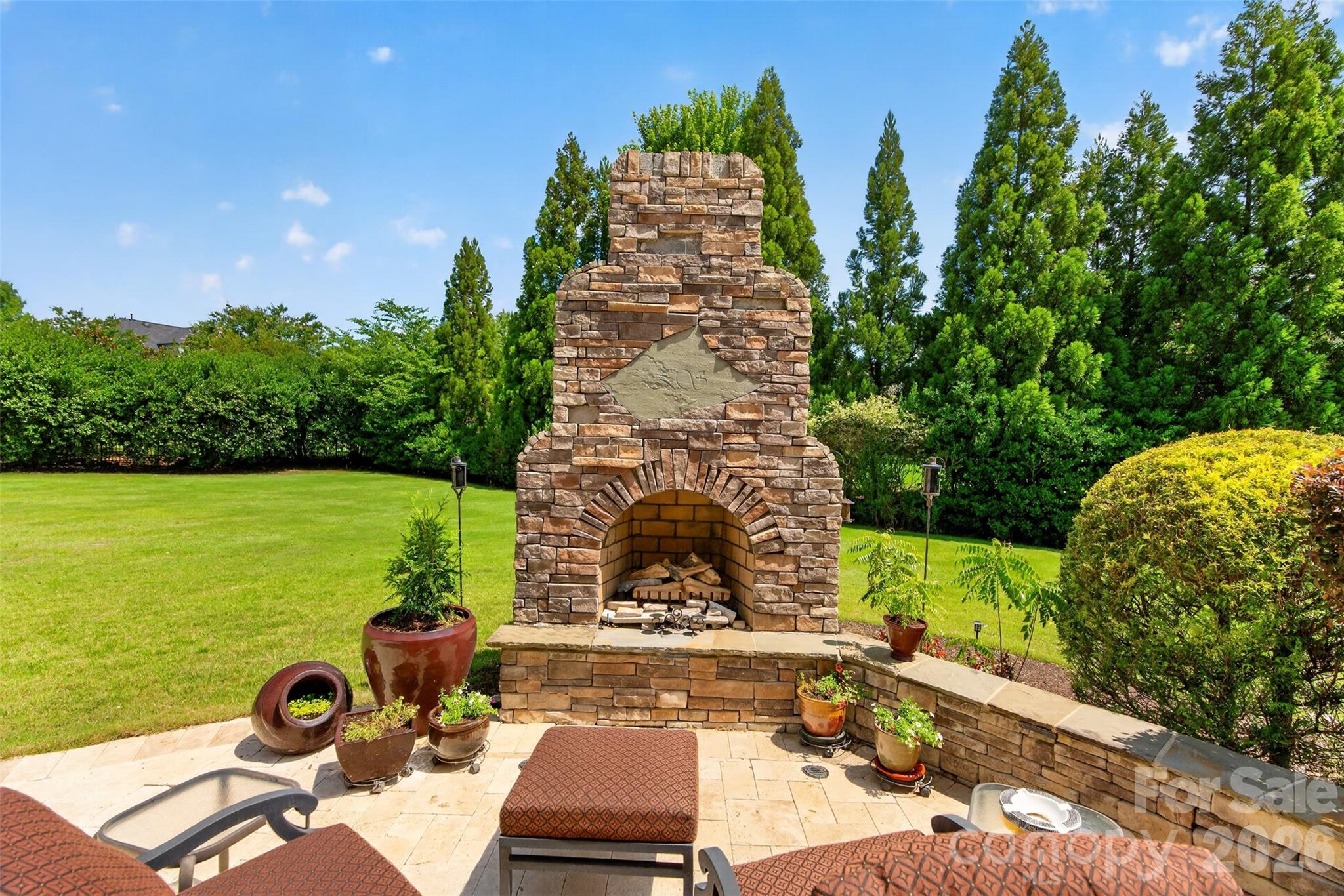 The Chimneys of Marvin - Residential