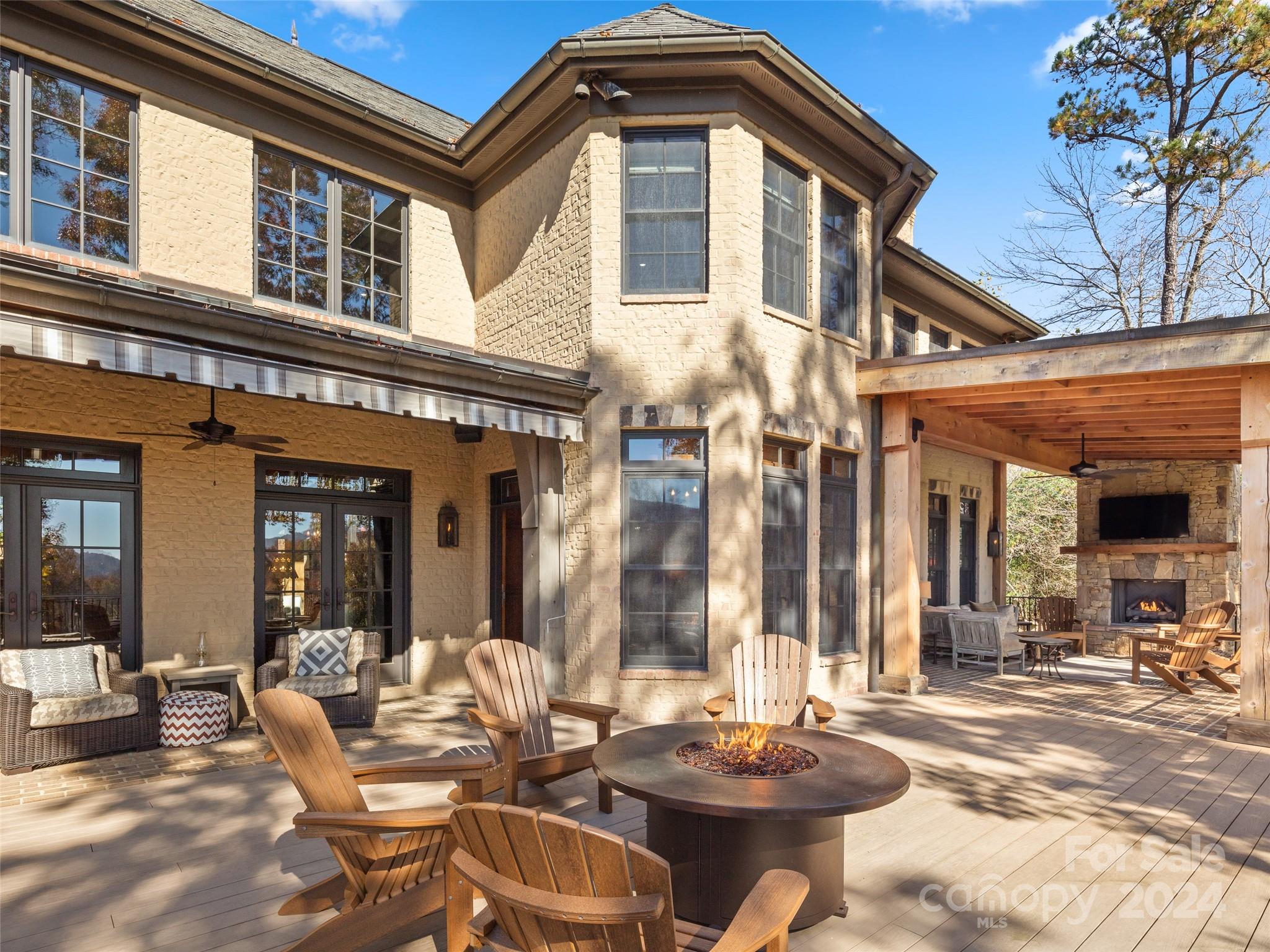 The Cliffs at Walnut Cove - Residential