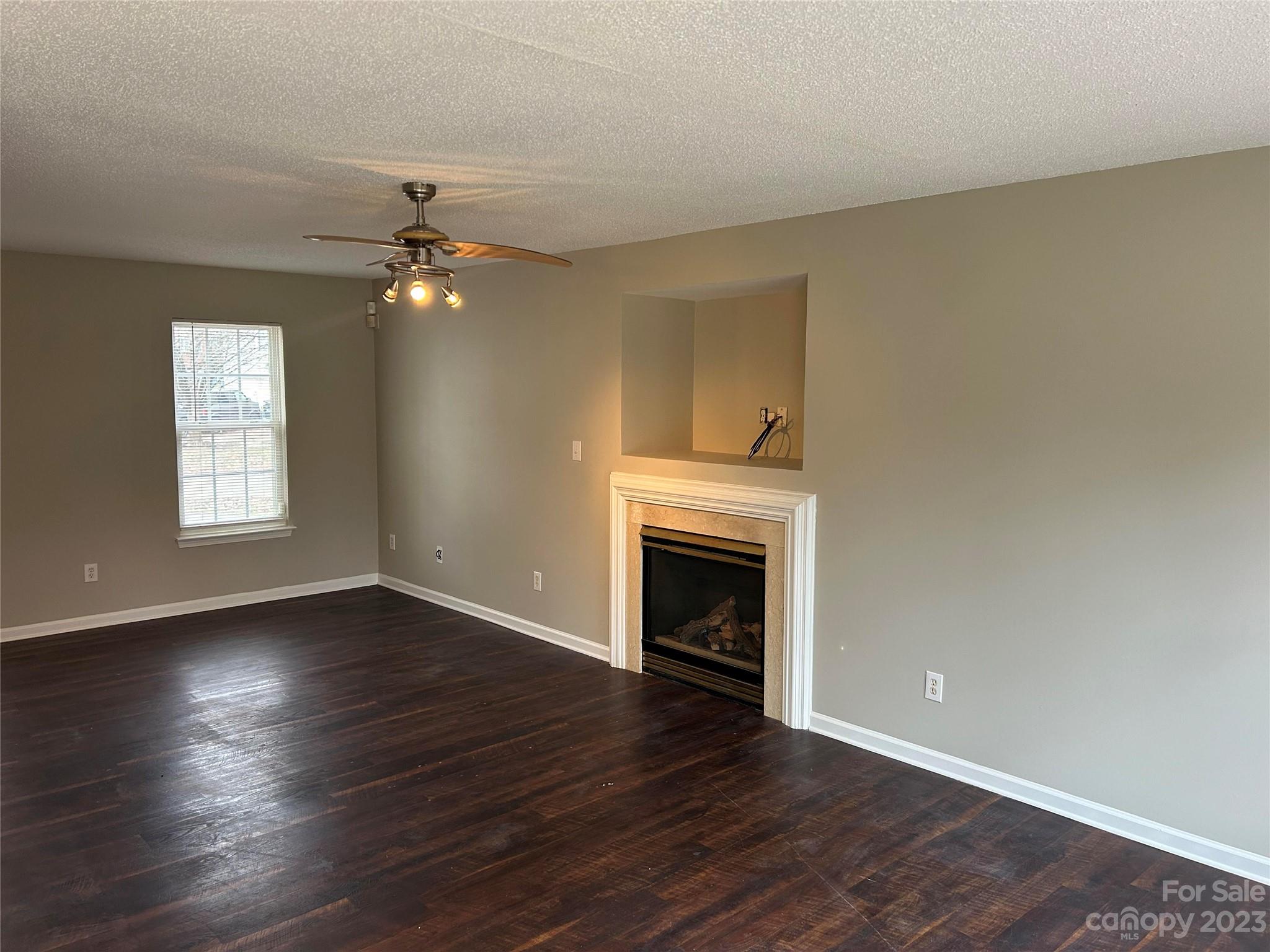 Cresthill - Residential