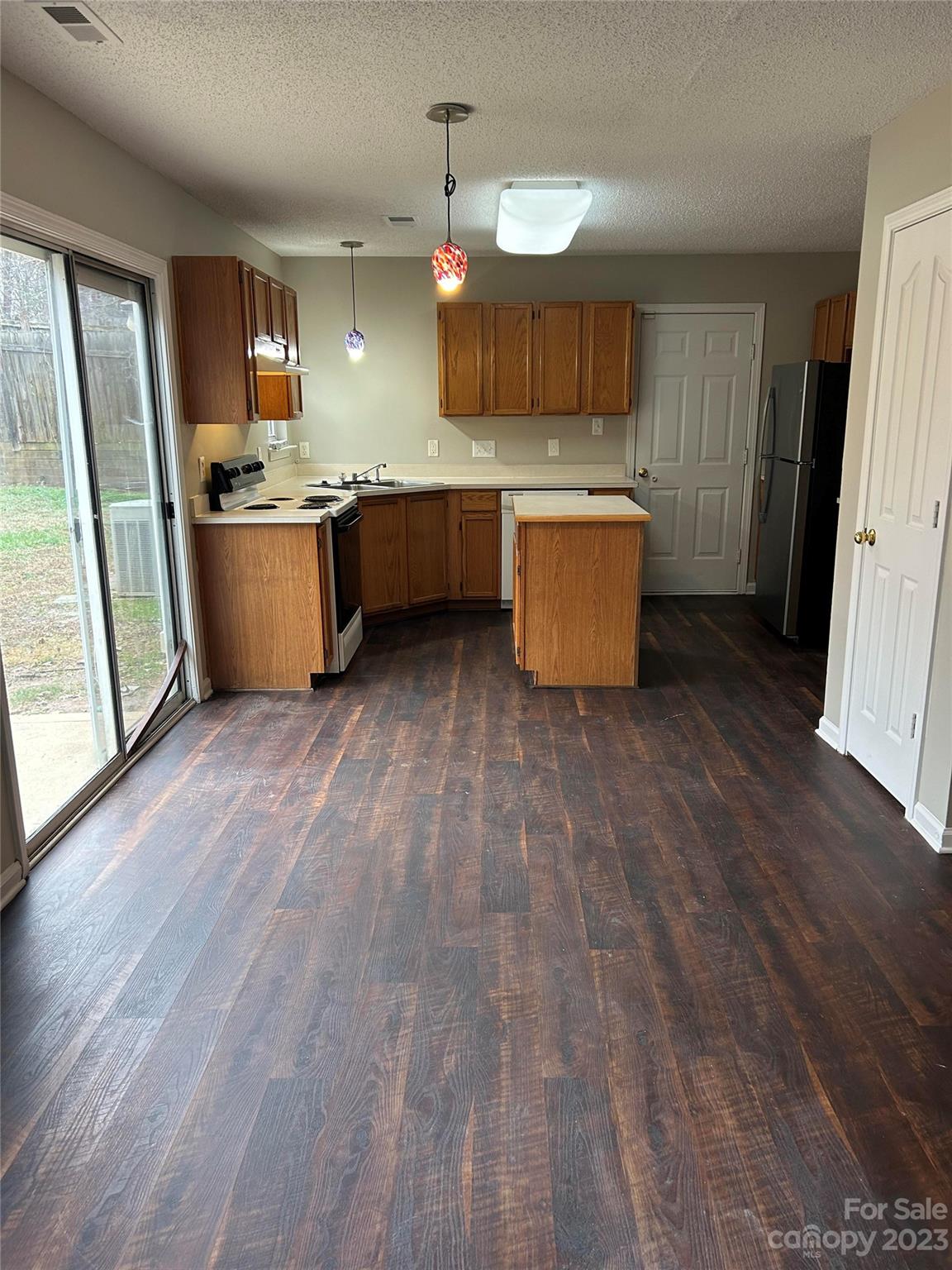 Cresthill - Residential