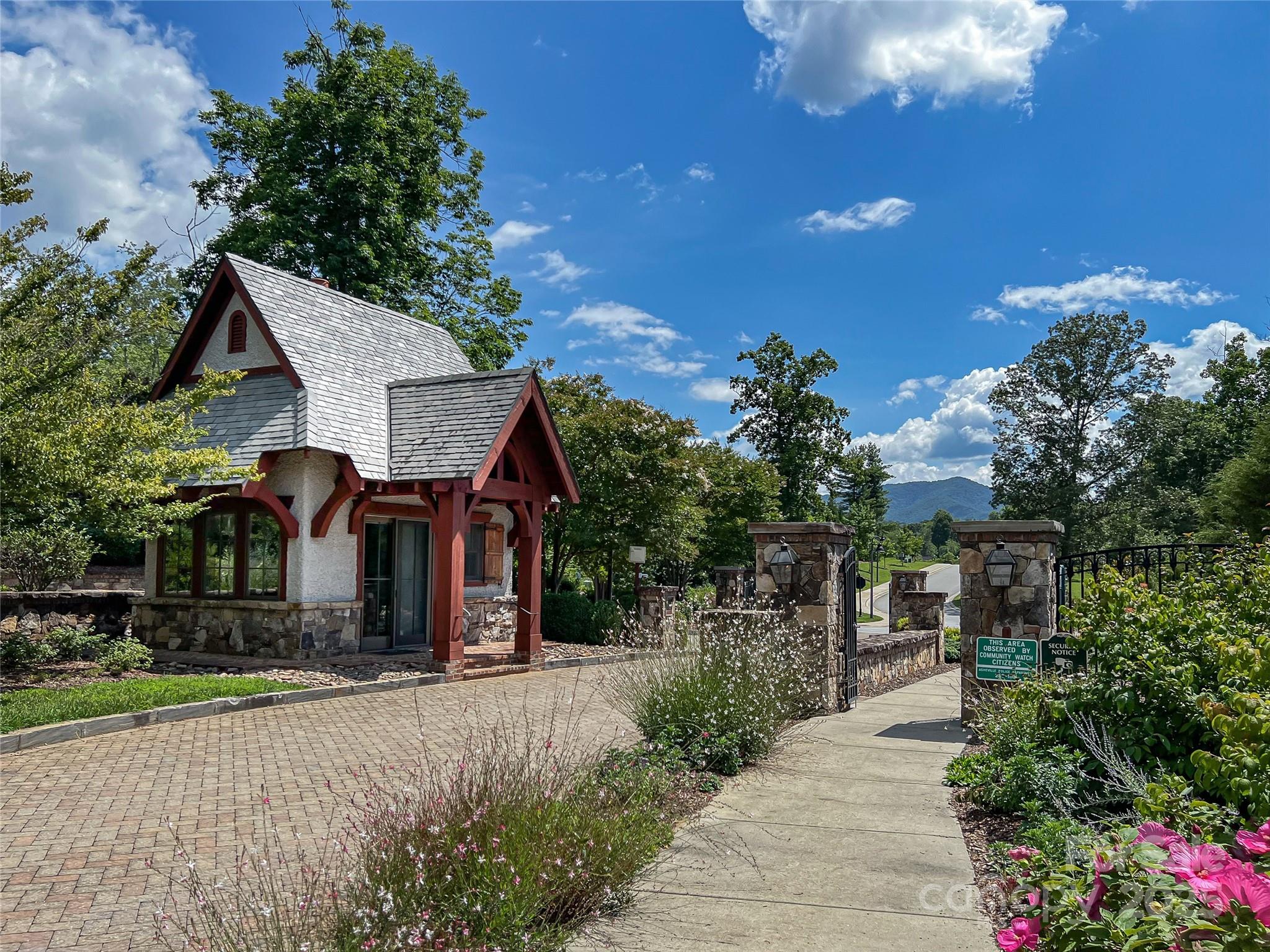 Thoms Estate - Land