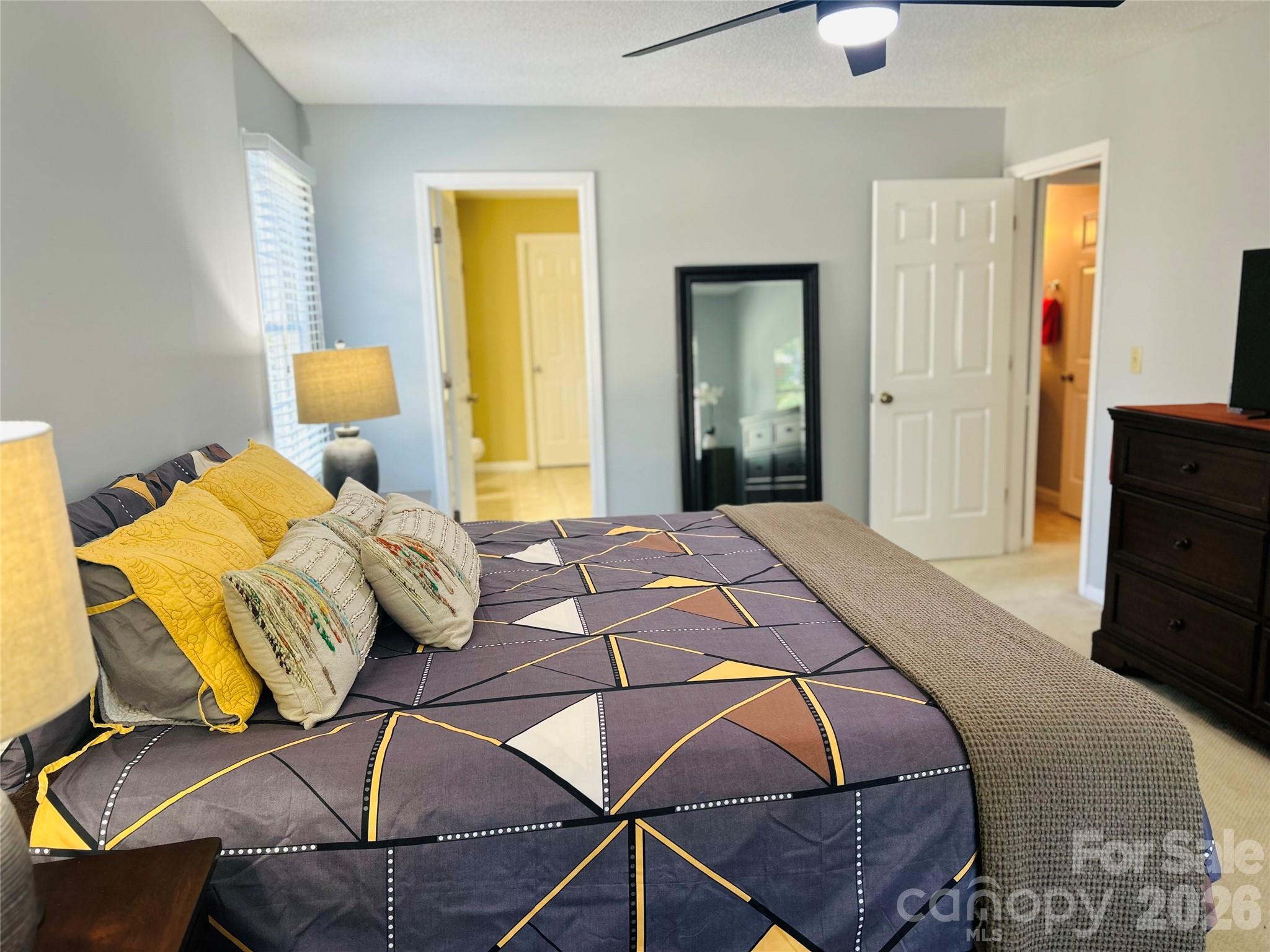 Milford Knoll - Residential