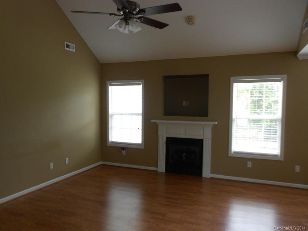 Steele Meadows - Residential