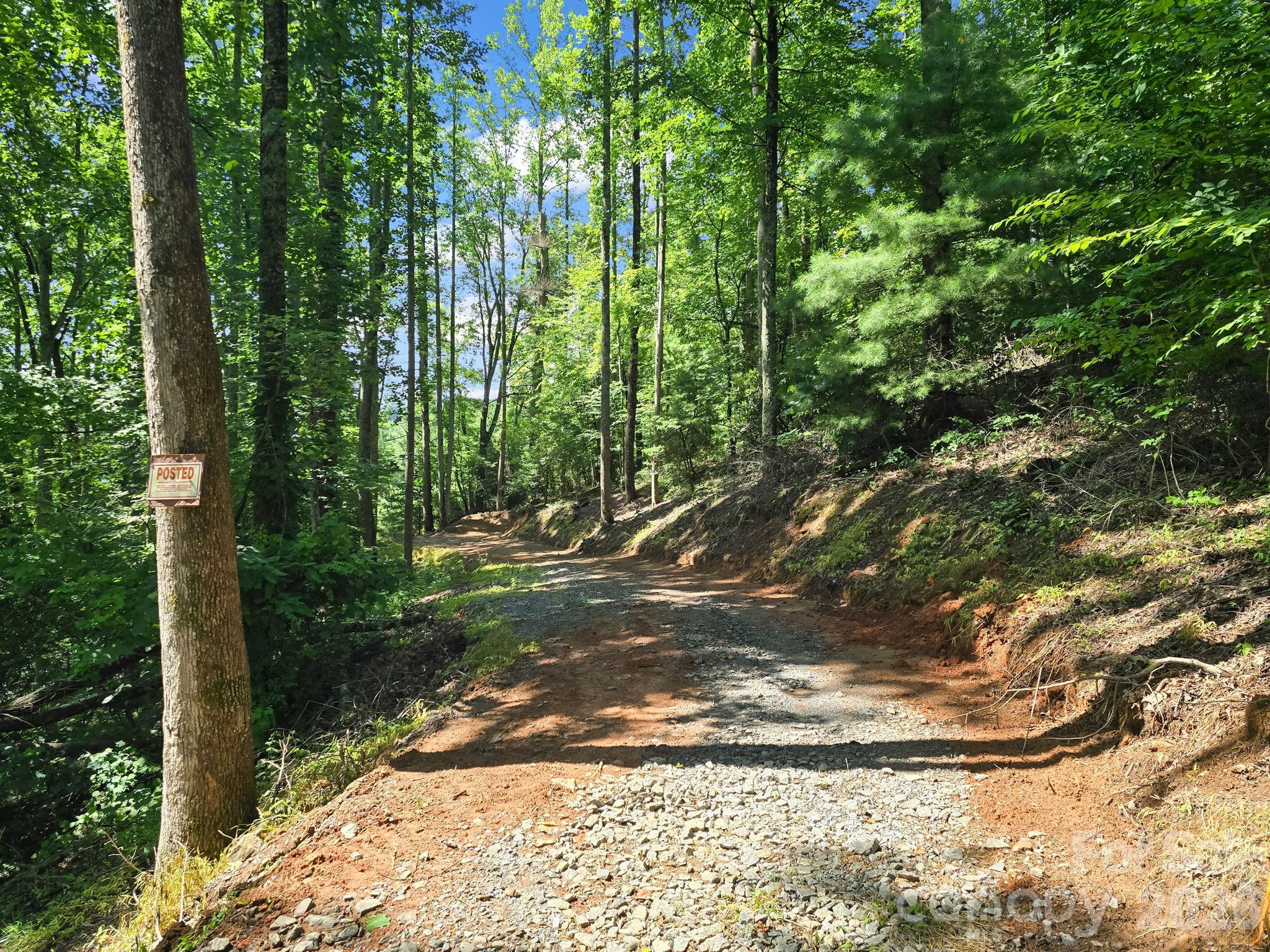 Hunters Glen - Land