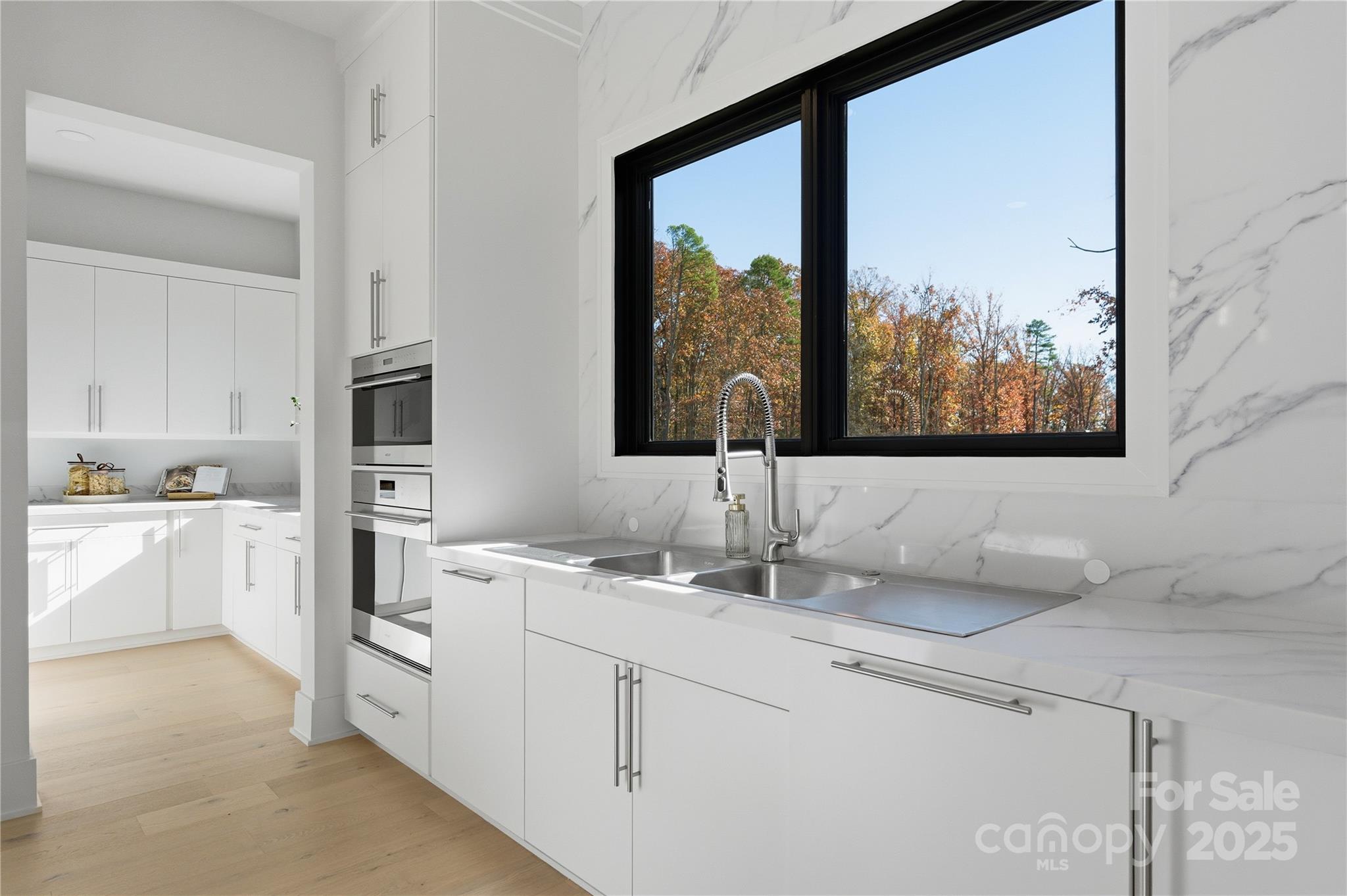 Twin Lakes - Residential