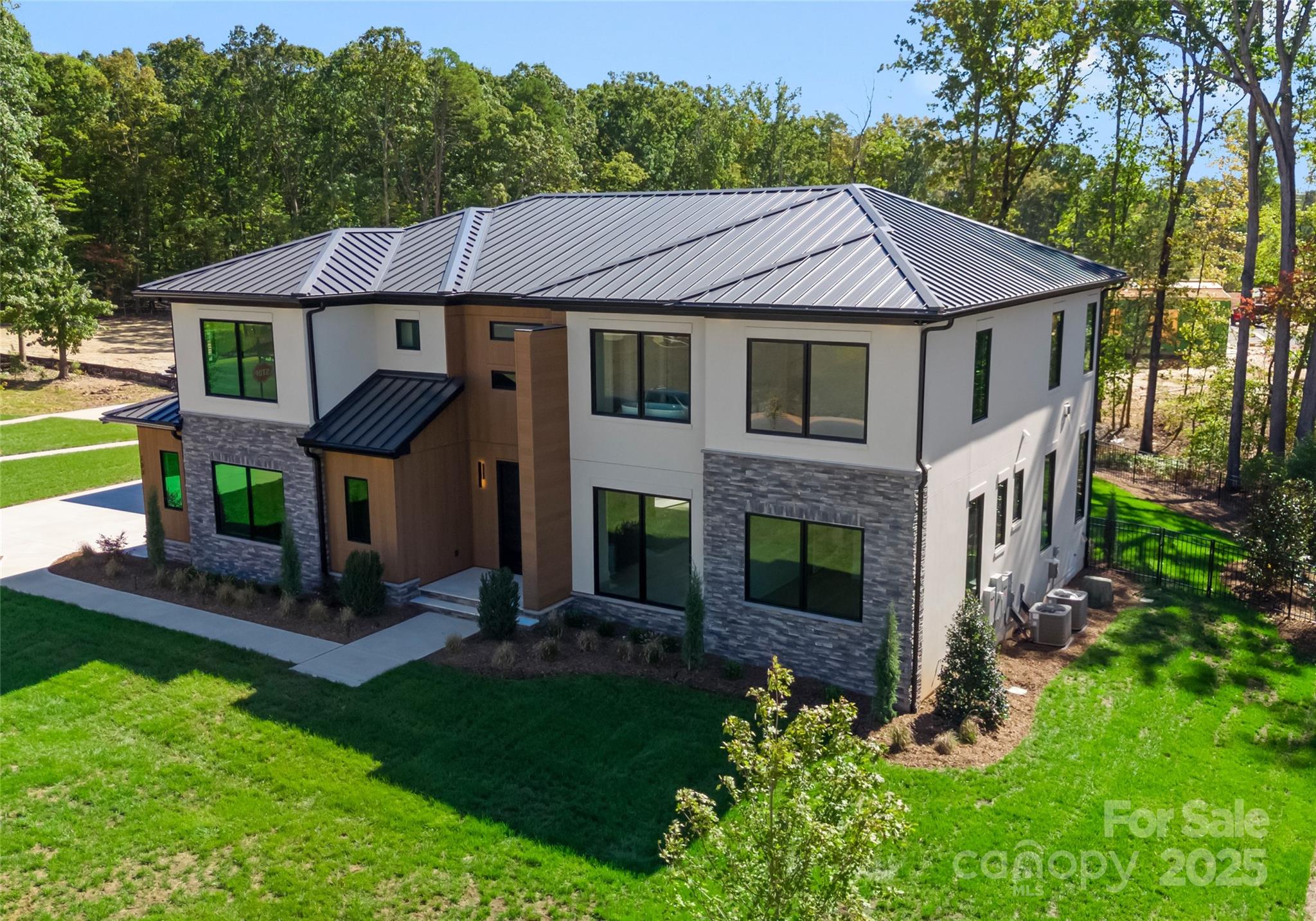 Twin Lakes - Residential
