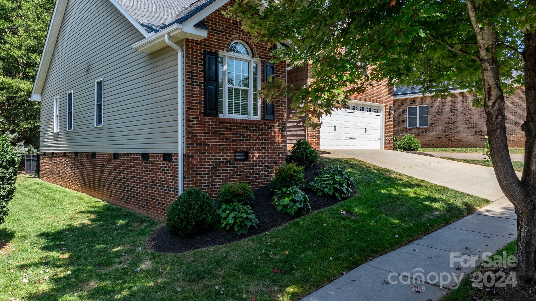 Thornbury Village - Residential