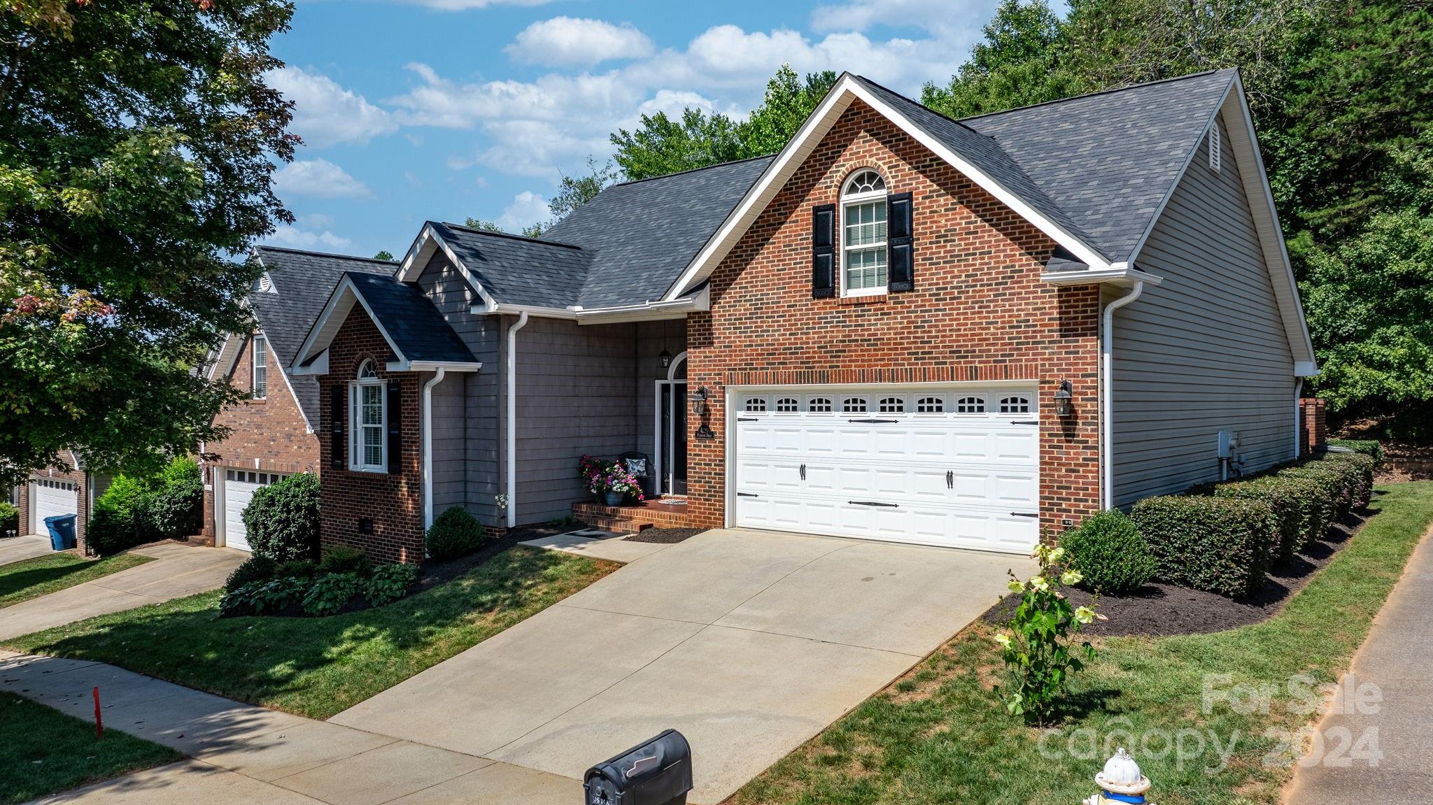 Thornbury Village - Residential
