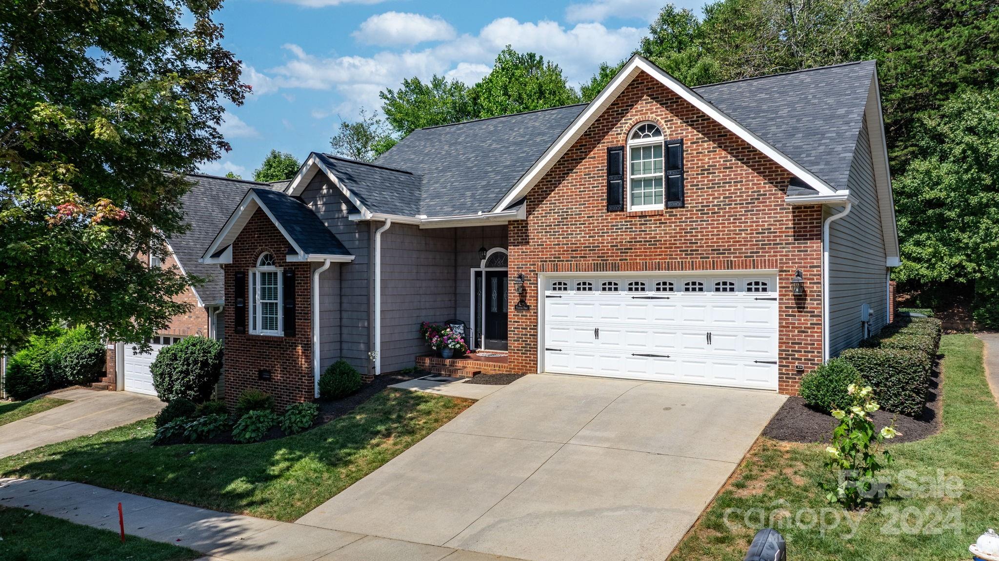Thornbury Village - Residential