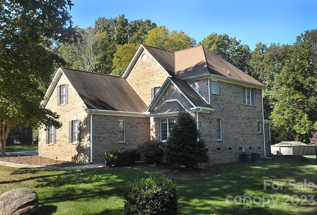 Beautiful home is located in the East Rowan School district in a quiet well maintained development. Upper floor HVAC new in 2022 and lower in 2018. Home is very well maintained and ready to move into. For great entertaining there is a pool and back patio. Schedule your showing today and enjoy the holidays in your new home. Two additional lots come with this property.