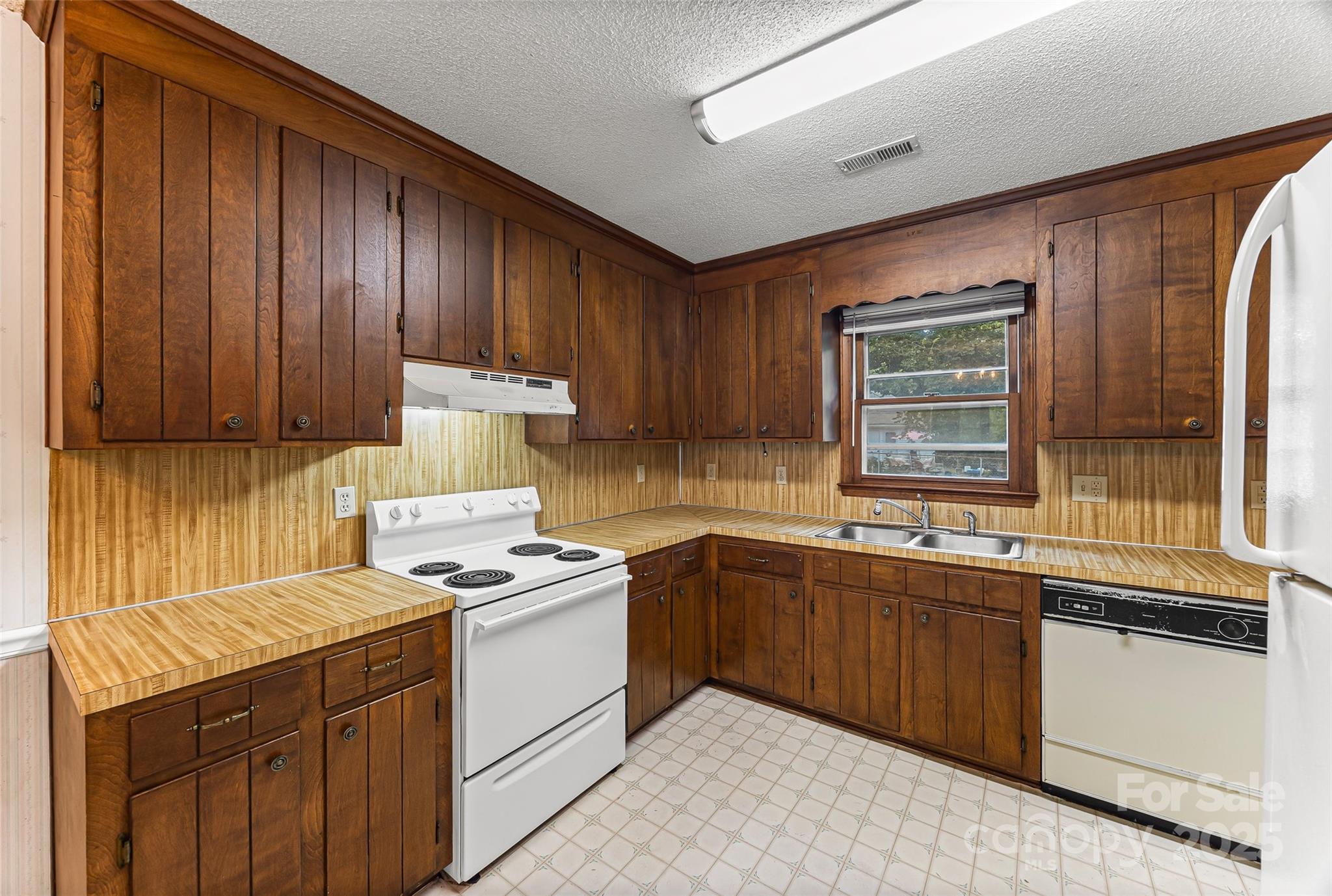 Cherry Farms - Residential