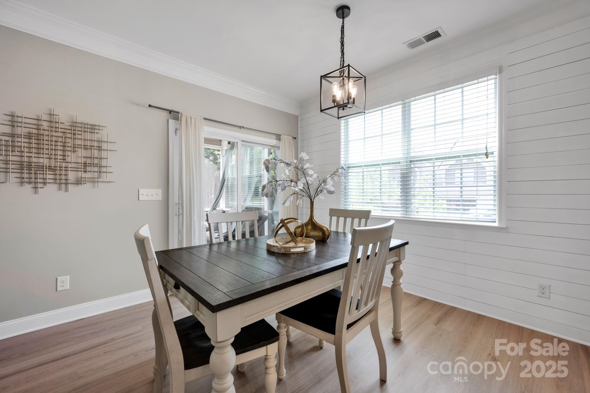 Lake Ridge - Residential