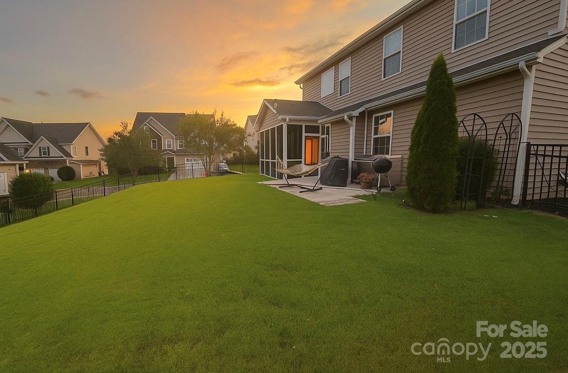 Lake Ridge - Residential