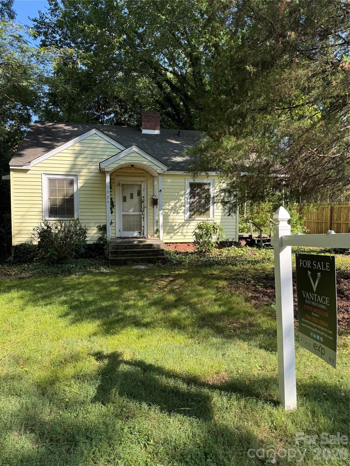 Camp Green - Residential