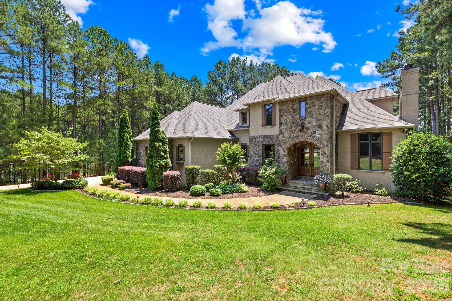 Woodleaf - Residential
