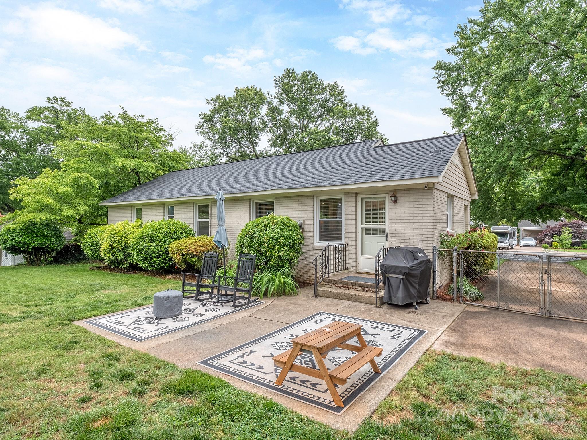 Madison Park - Residential