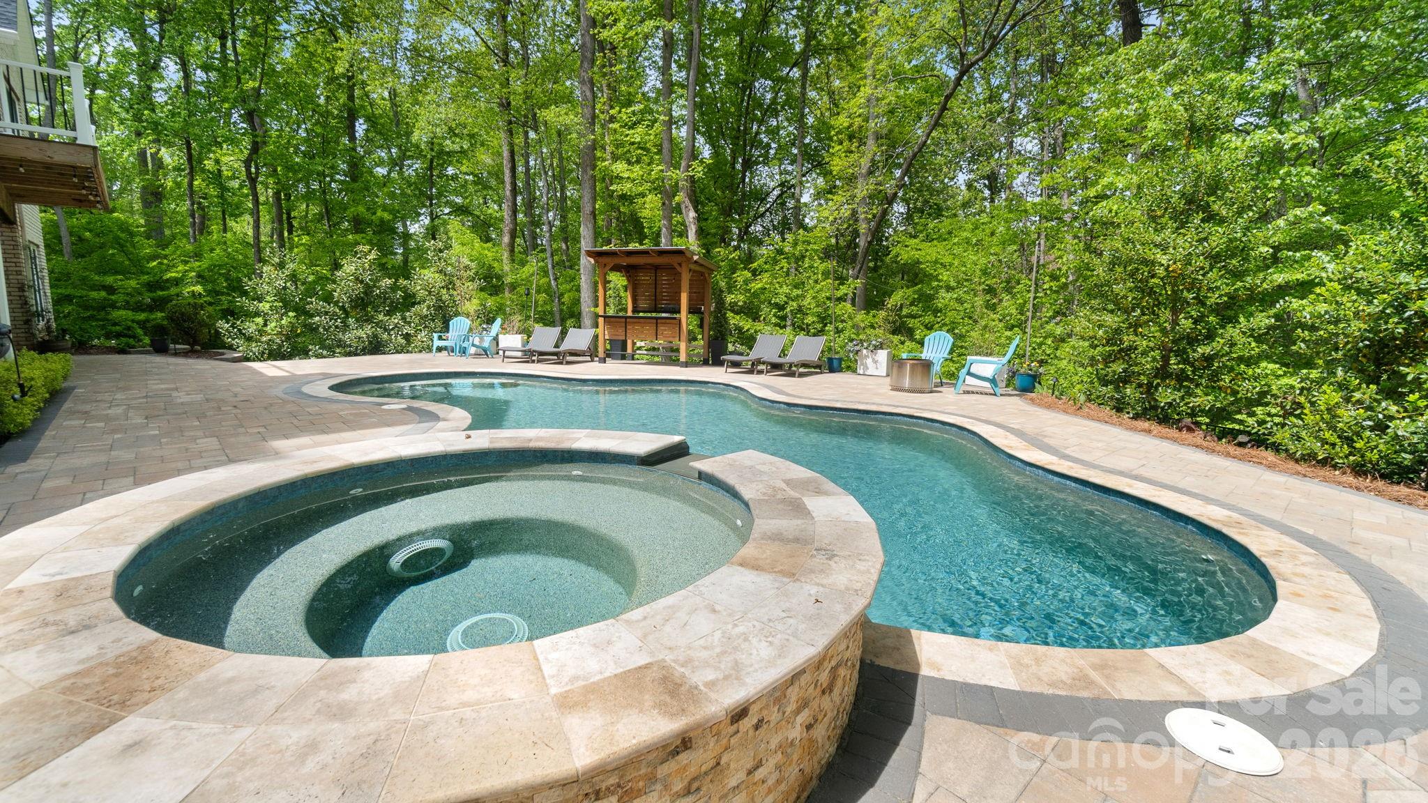 Water Edge - Residential