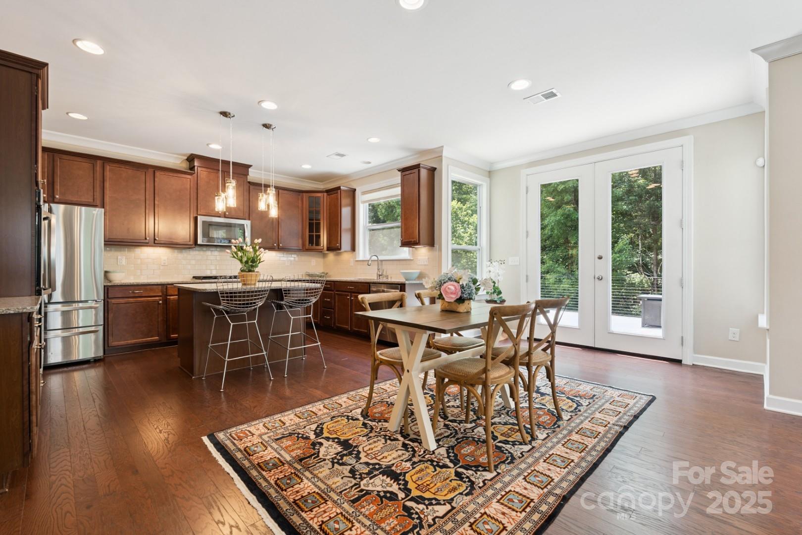 Shelly Woods - Residential