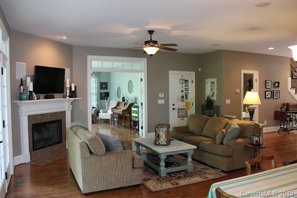 Baxter Village - Residential Lease
