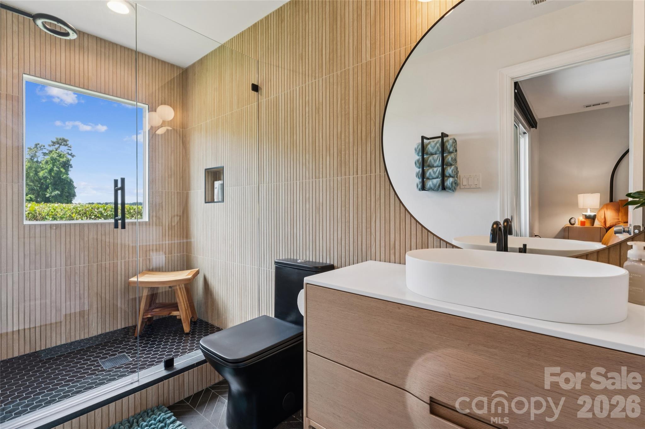 The Yachtsman - Residential
