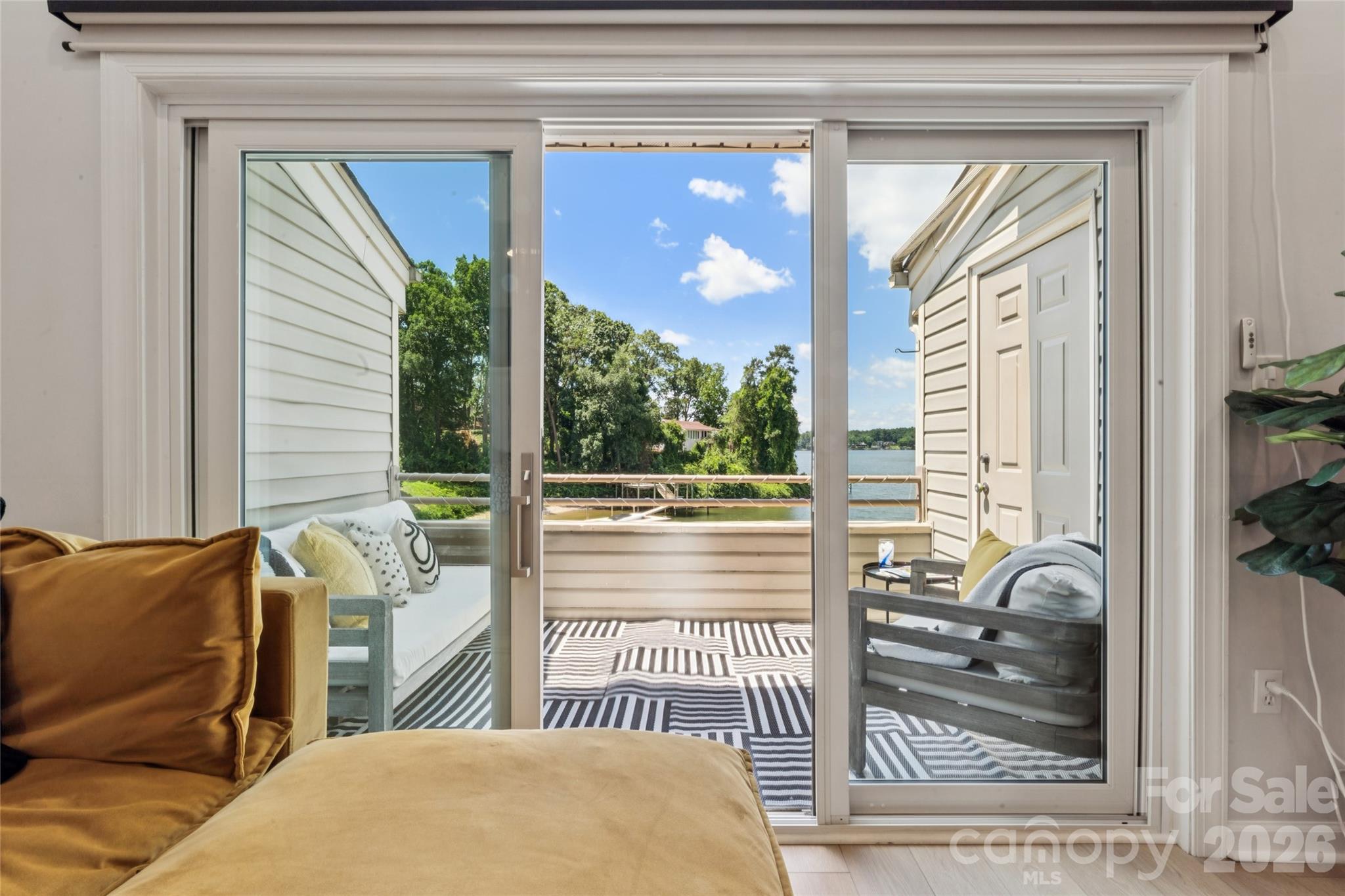 The Yachtsman - Residential
