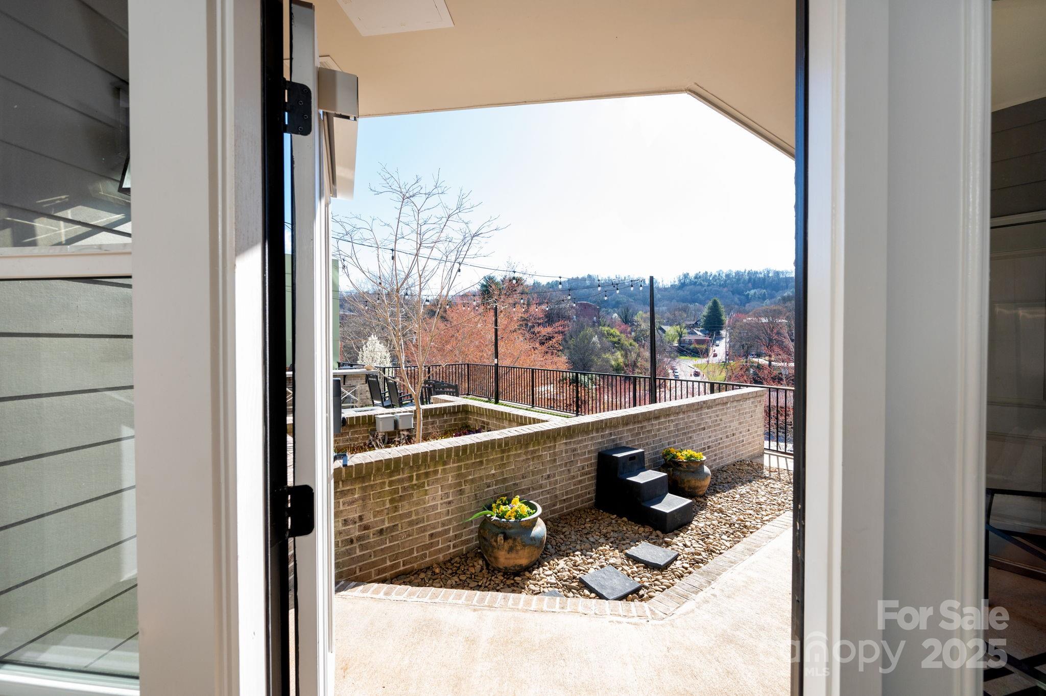 55 South Market - Residential