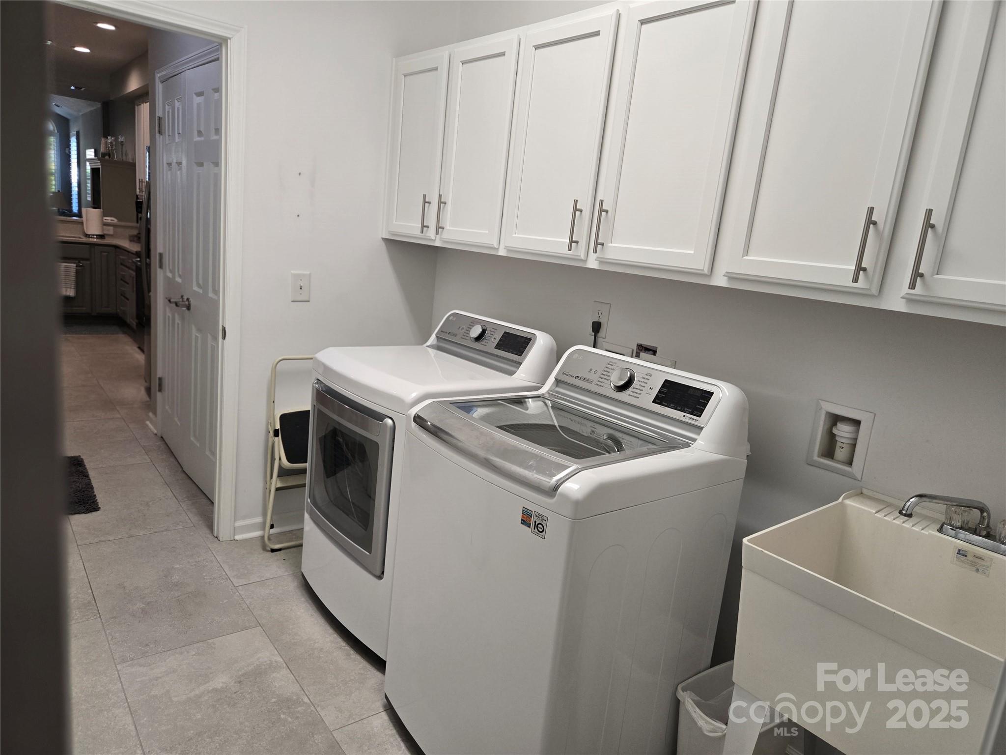 Stonecrest Villas of Tega Cay - Residential Lease
