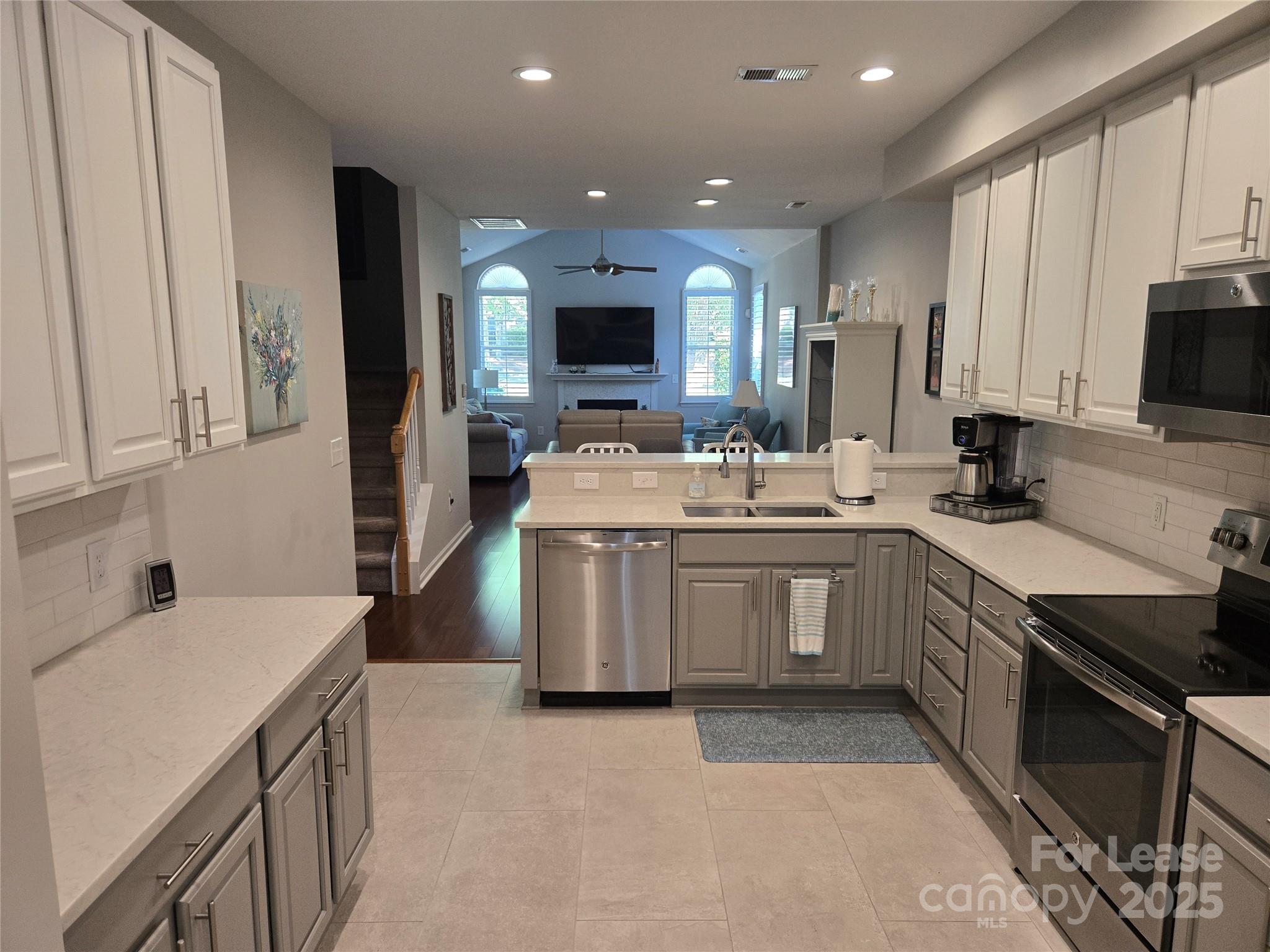 Stonecrest Villas of Tega Cay - Residential Lease