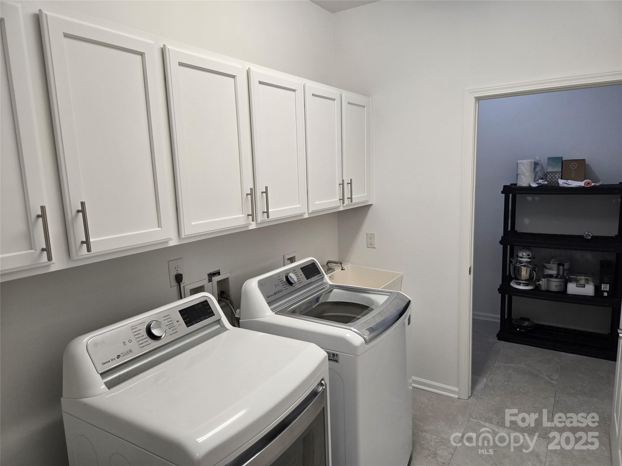 Stonecrest Villas of Tega Cay - Residential Lease