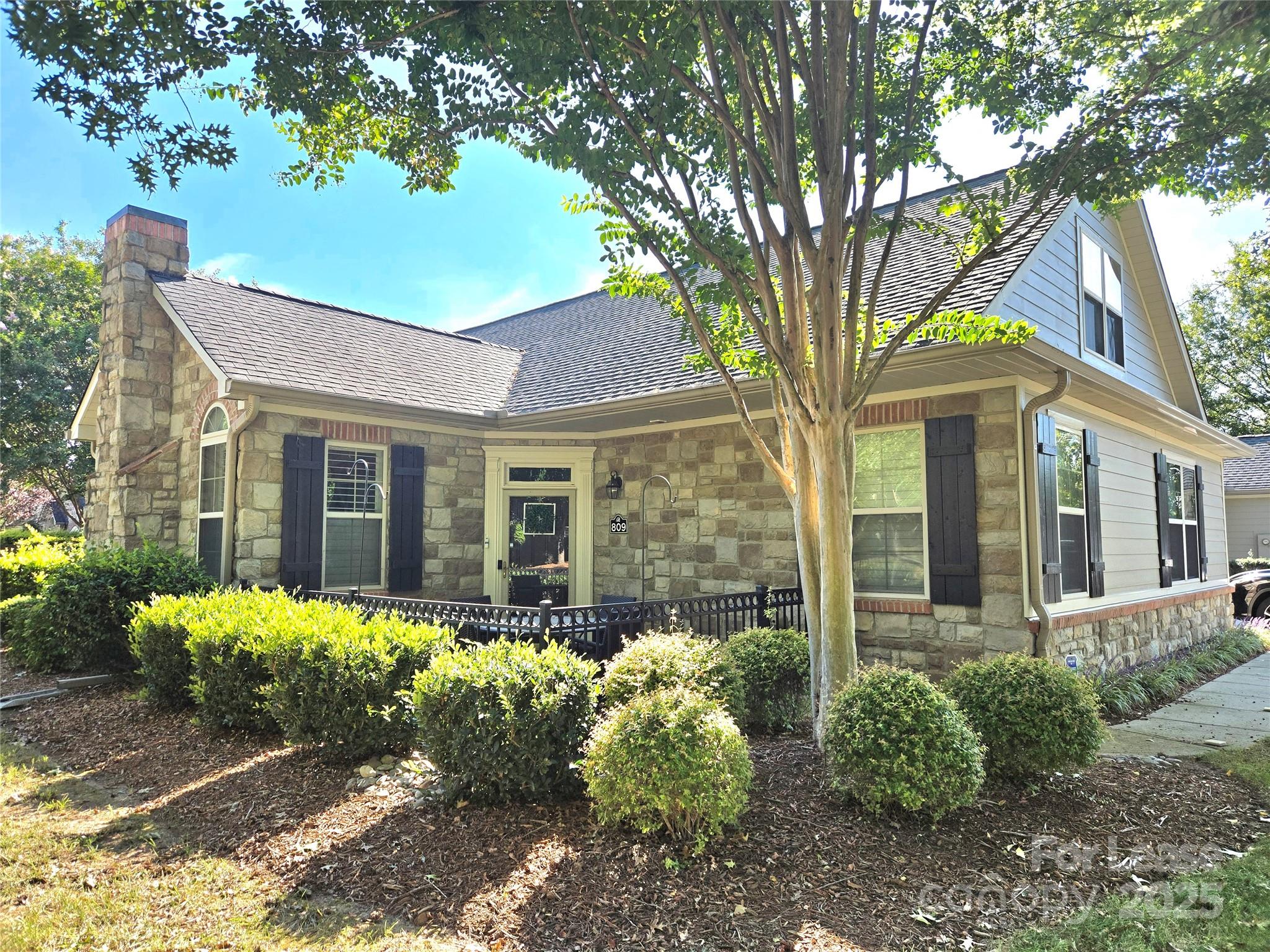 Stonecrest Villas of Tega Cay - Residential Lease