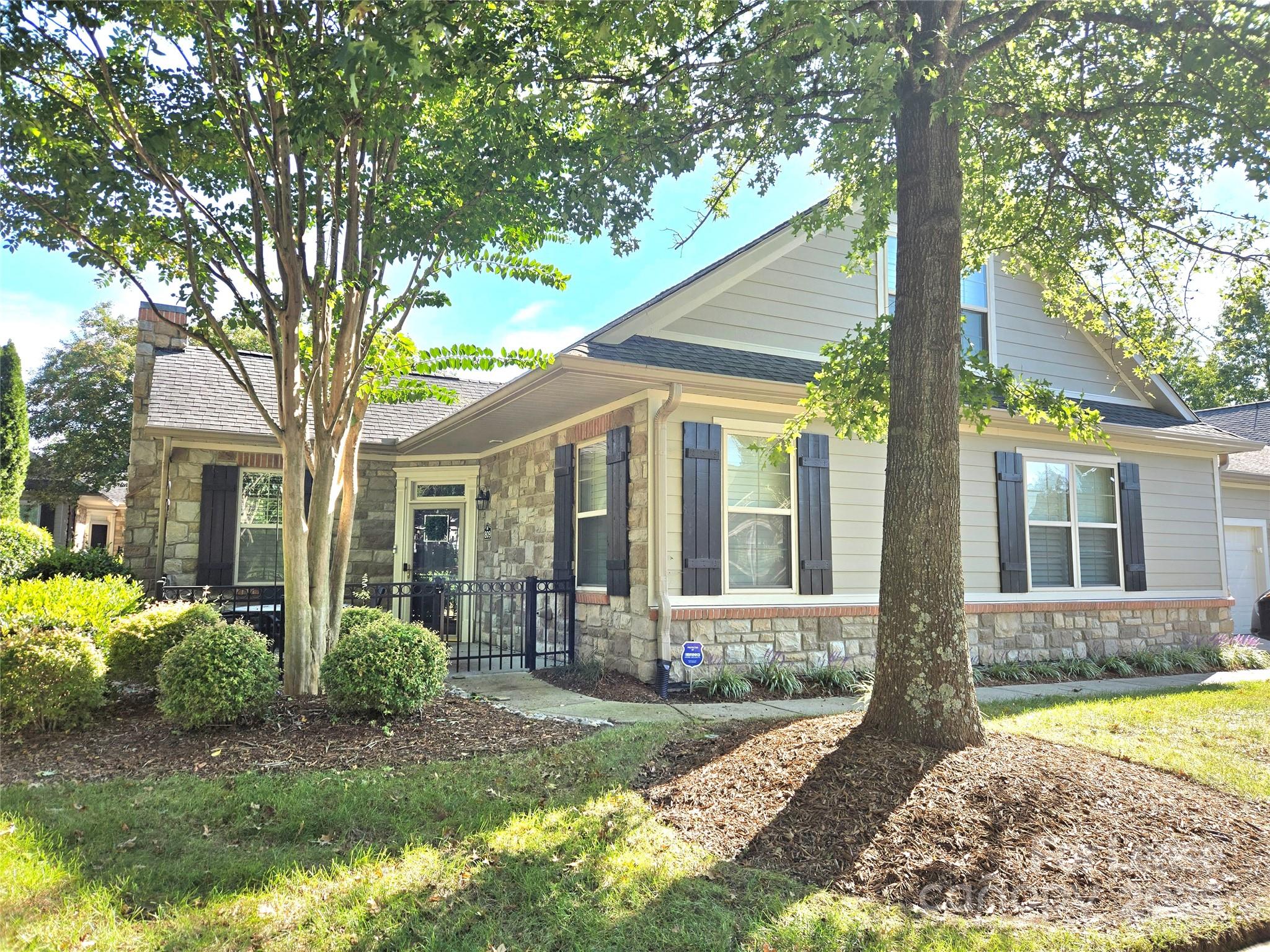 Stonecrest Villas of Tega Cay - Residential Lease