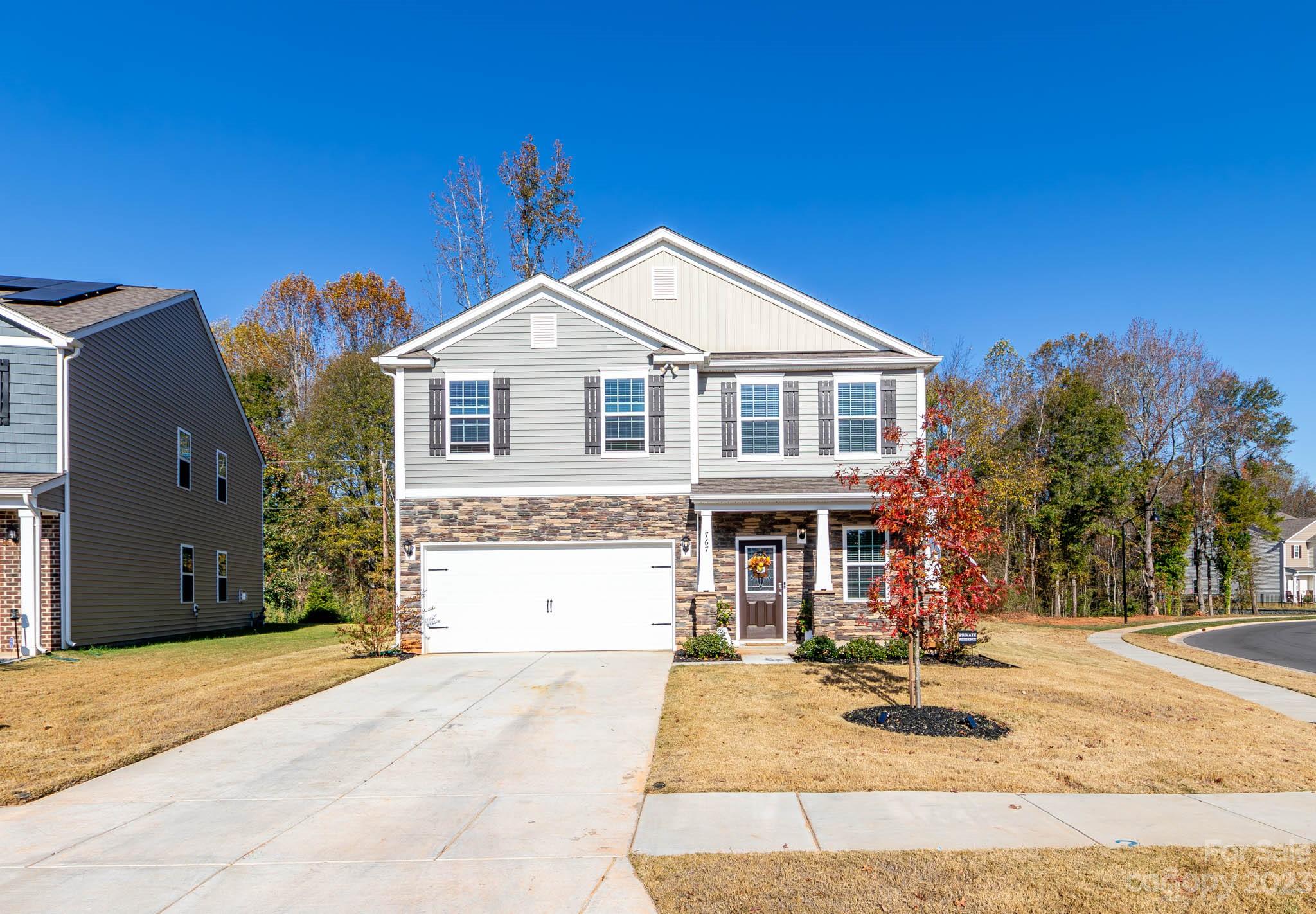 Hurry and enjoy this like new home in Boshamer Farms. This home is just a year old, has a great open floor plan and sits on a beautiful corner lot. Enjoy this beautiful updated kitchen with island for extra storage and counter space. Three oversized bedrooms with walk in closets. Separate laundry room on the second floor and much, much more. Come get this and enjoy yourself in your new home for the holidays.