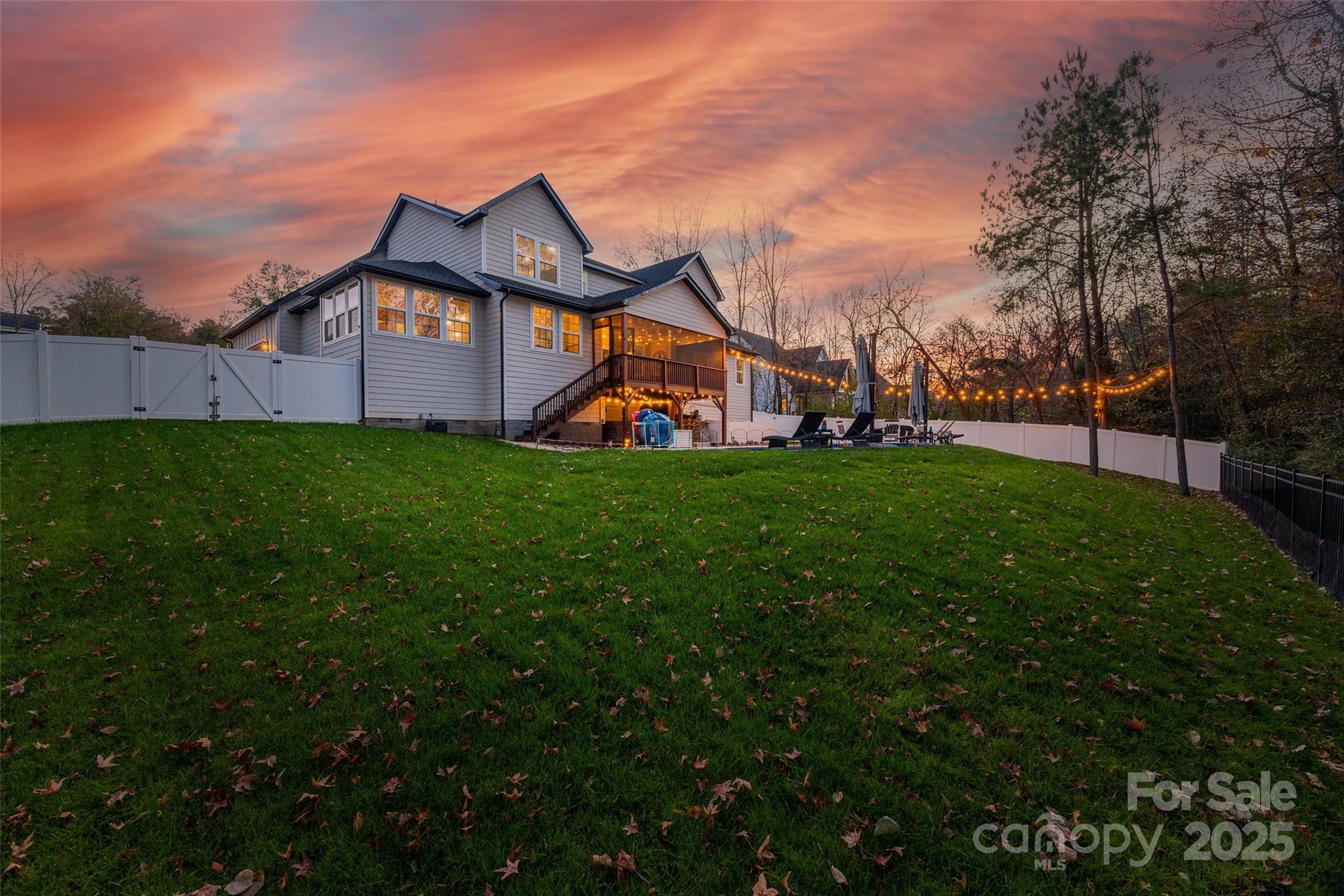 Stonetrace - Residential