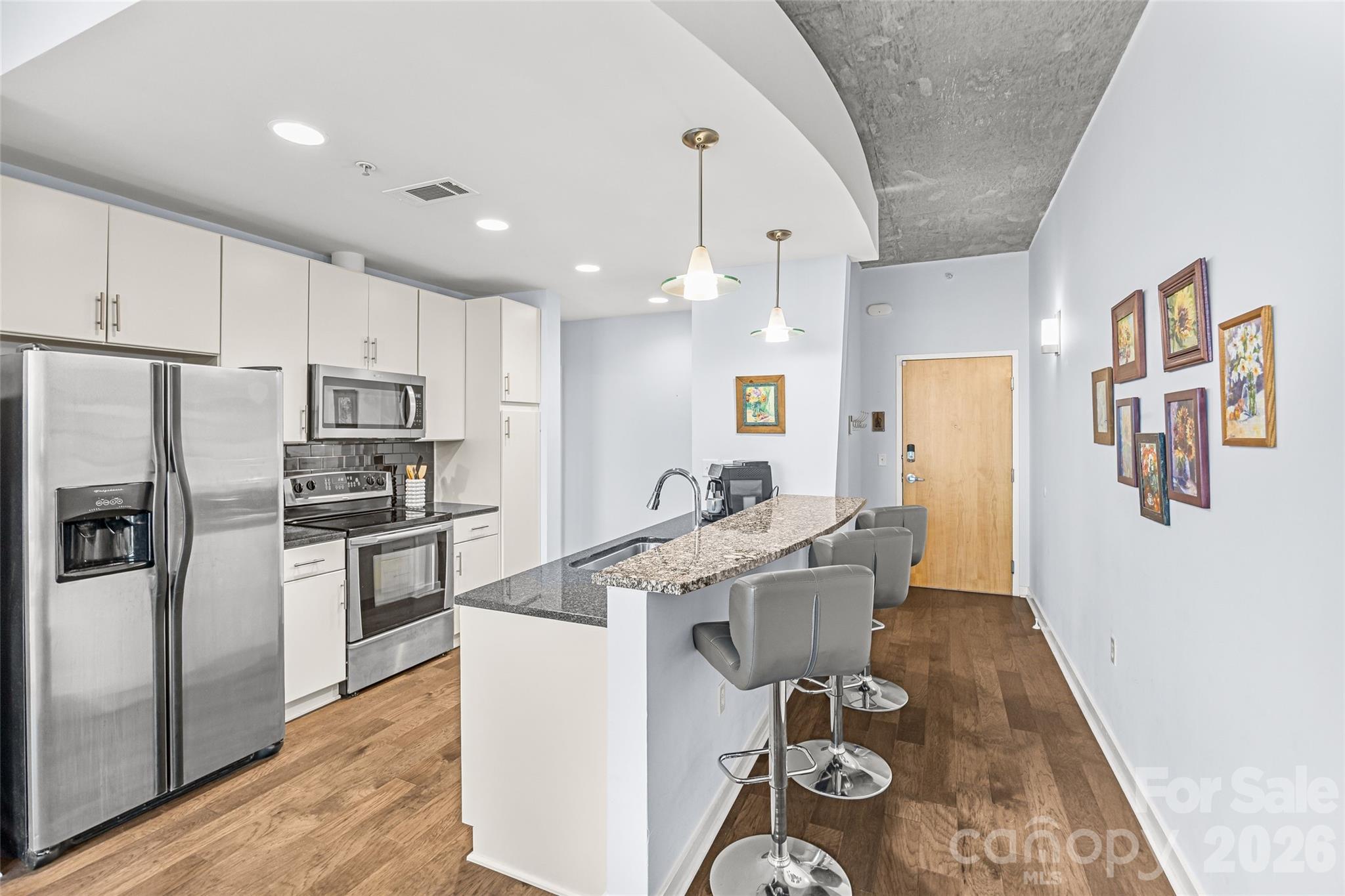 Avenue Condominiums - Residential