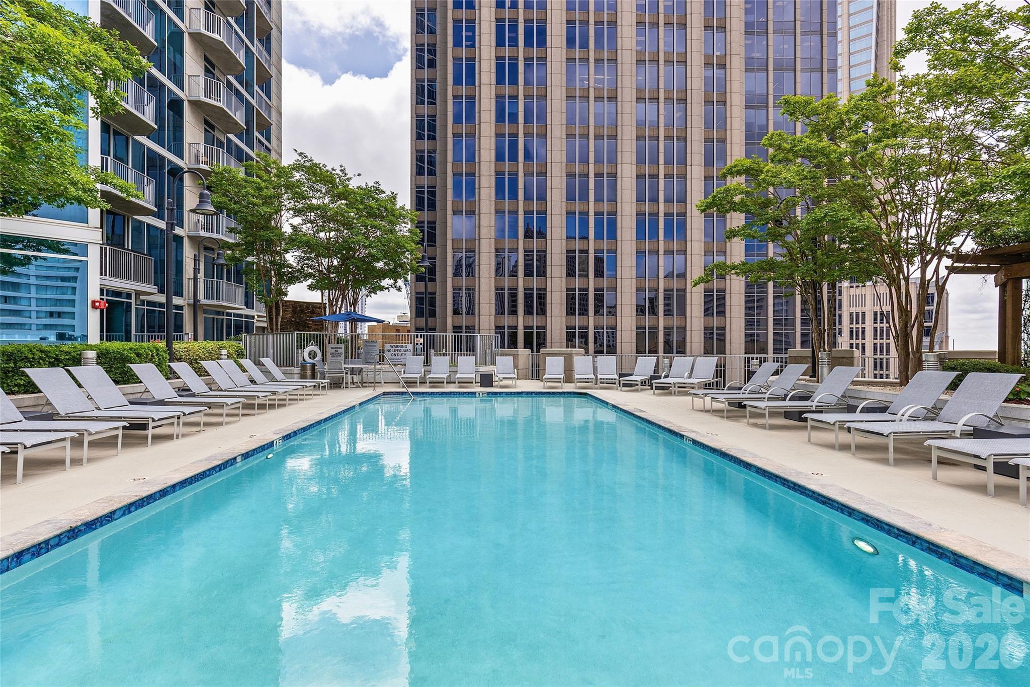Avenue Condominiums - Residential