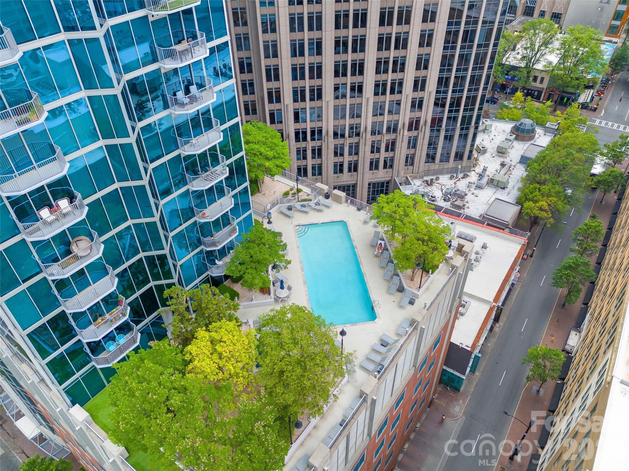 Avenue Condominiums - Residential