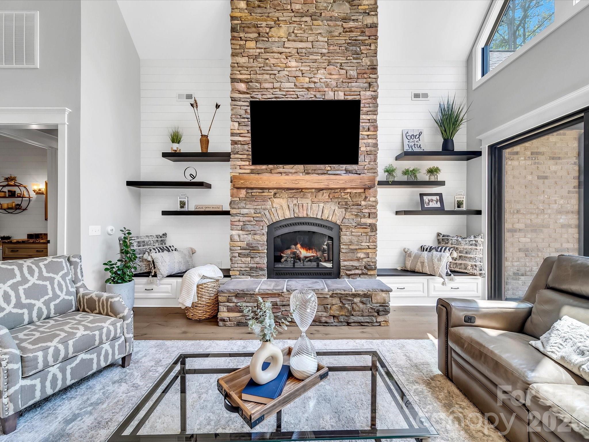 Sunset Pointe - Residential