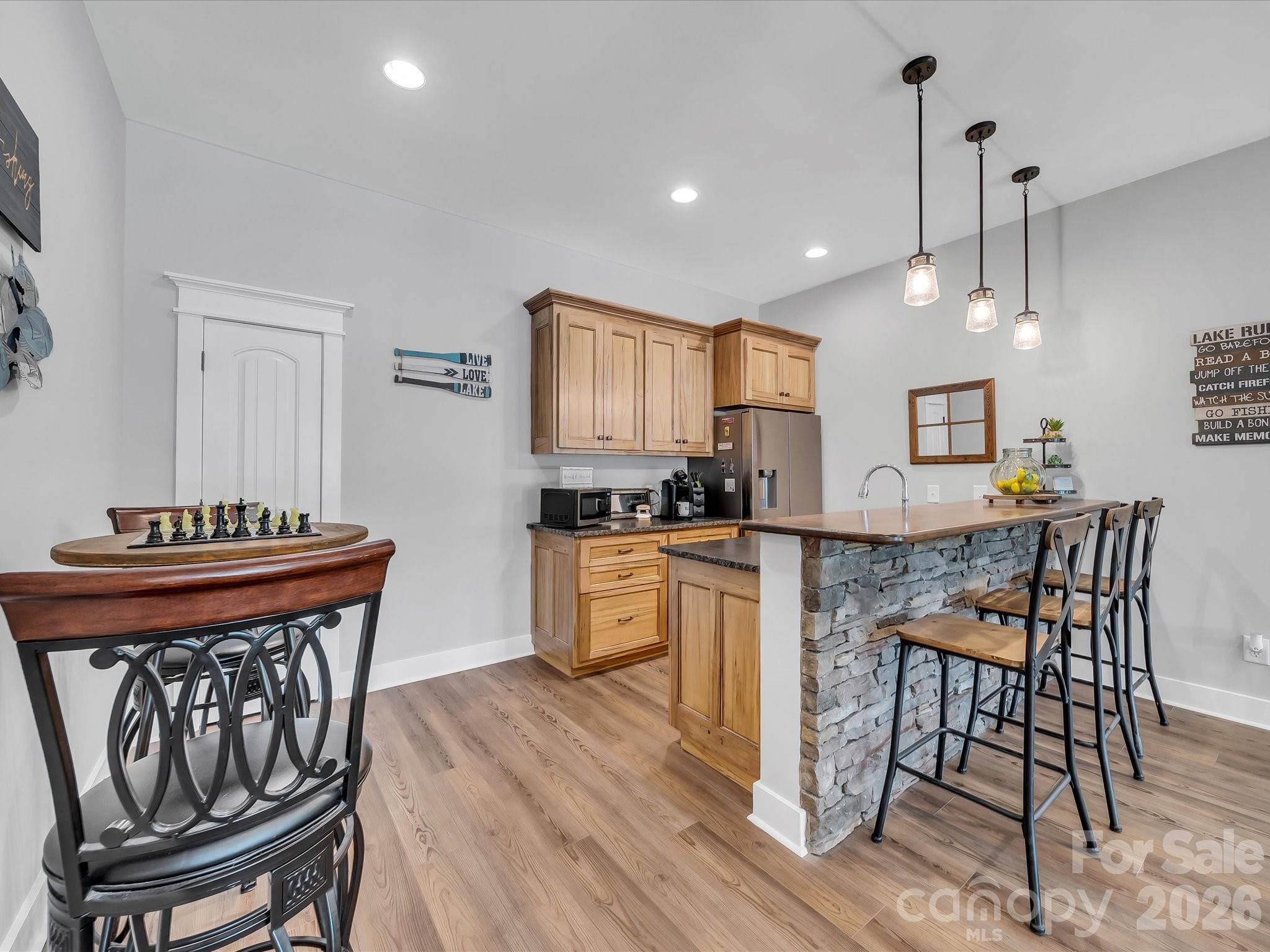 Sunset Pointe - Residential