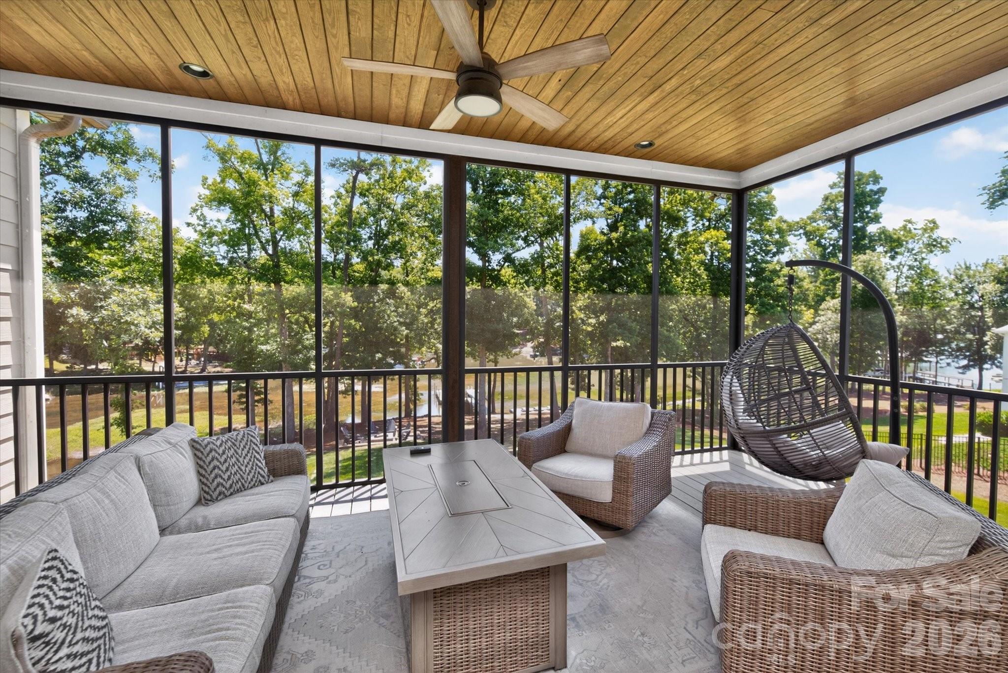 The Retreat At Sunset Ridge - Residential