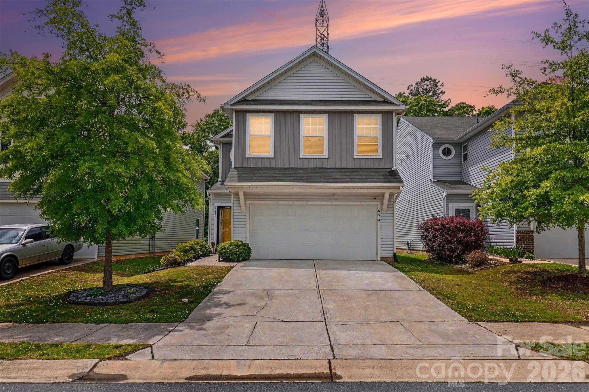 Newport Lakes - Residential