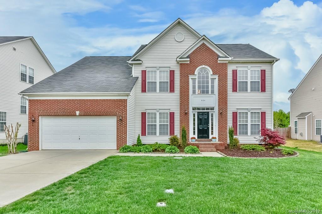 BEAUTIFUL, move-in ready home in highly sought after Fort Mill area. 2 story foyer. Dedicated office w/french doors. Open floor plan w/Sunroom off Great Room. Corian counter-tops, 42'' cabinets. Built in surround sound, perfect for entertaining! Master retreat upstairs w/spa like ensuite. Large secondary bedrooms & over-sized Bonus/5th Bedroom. Deck off of sunroom as well as in-ground irrigation in front/side yard. Many community amenities. Low SC taxes. Easy access to 77 & uptown Charlotte.