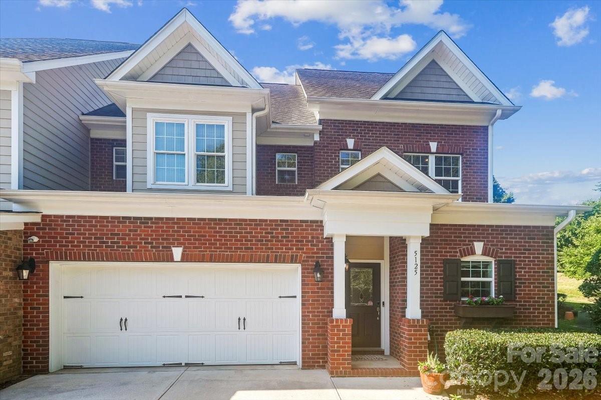 Welcome to Triveny Commons! Come see this beautiful three bedroom 3.5 bath end-unit townhome in the gated community of Triveny Commons. Ideally located close to shopping, restaurants, and the greenway, this home offers both convenience and comfort.
Inside, you'll find a spacious primary suite on the main level, providing easy, one-level living. The impressive two-story great room features a cozy fireplace and abundant natural light, creating the perfect gathering space for family and friends. Enjoy outdoor living on the large covered patio overlooking the fenced backyard—ideal for relaxing, entertaining, or letting pets play.
Additional highlights include a two-car garage, security system, and the added privacy that comes with an end-unit location. Don't miss this opportunity to own a beautiful home in one of the area's most desirable townhome communities!