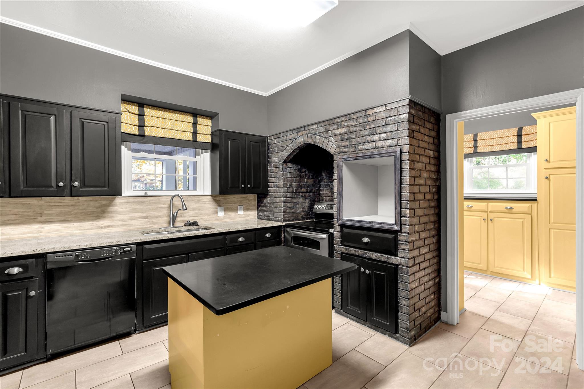 Forest Hills - Residential