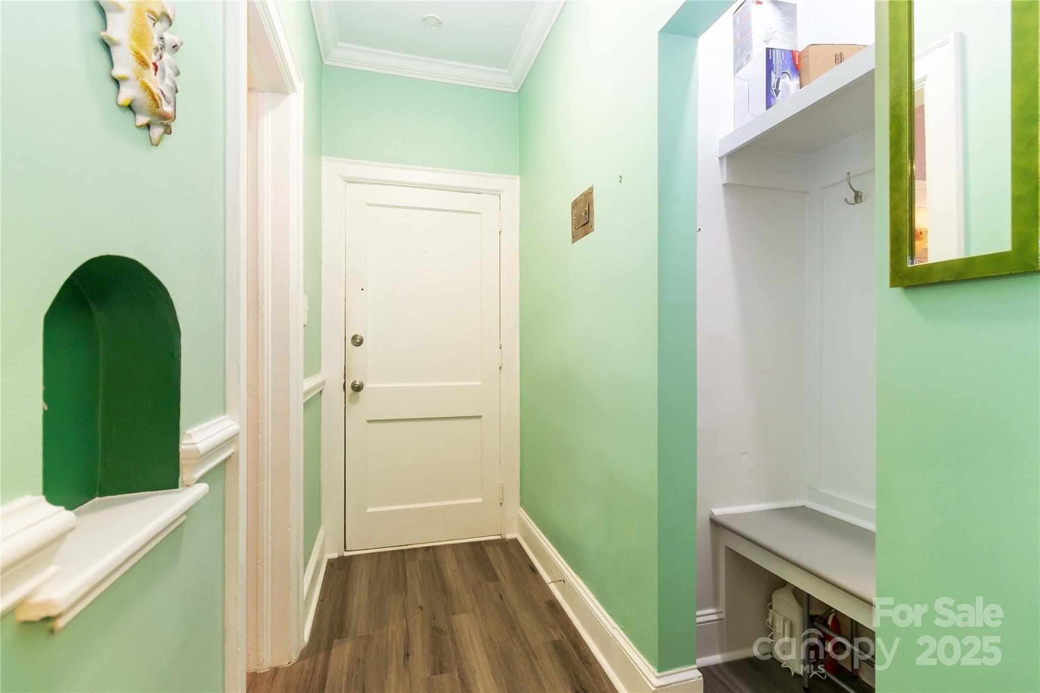 811 E Morehead - Residential
