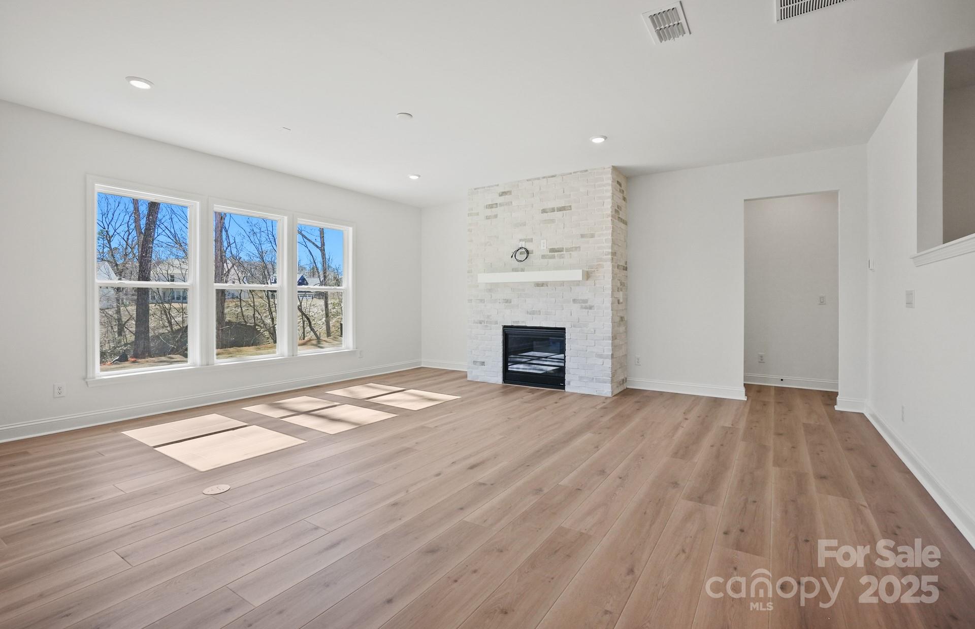 Kinsdale - Residential