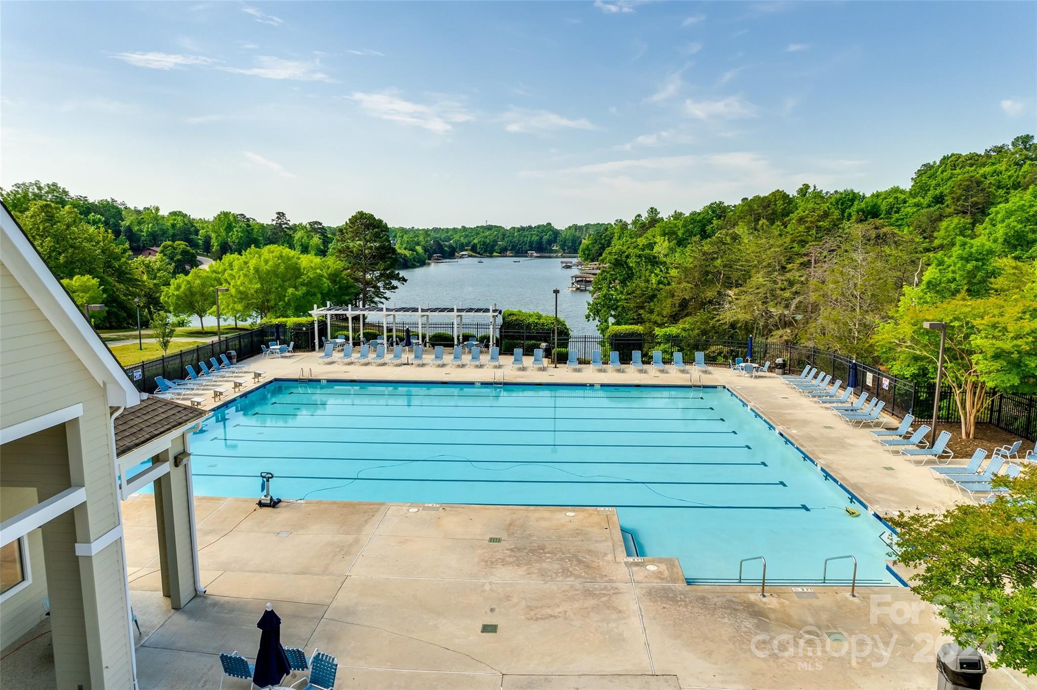 Lake Shore On Lake Wylie - Residential